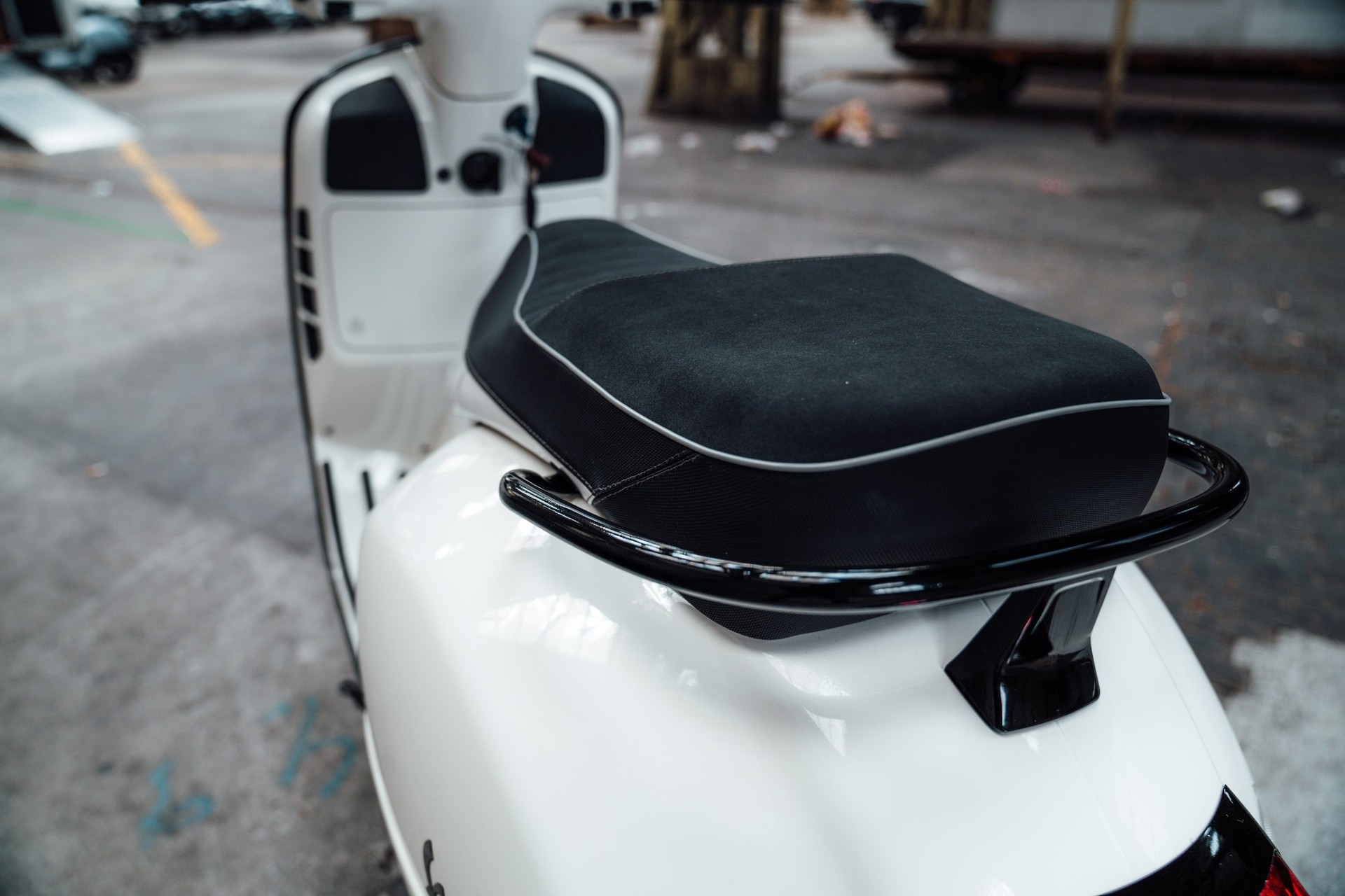 PIAGGIO Vespa GTS 300 HPE Super ABS/ASR-image-10