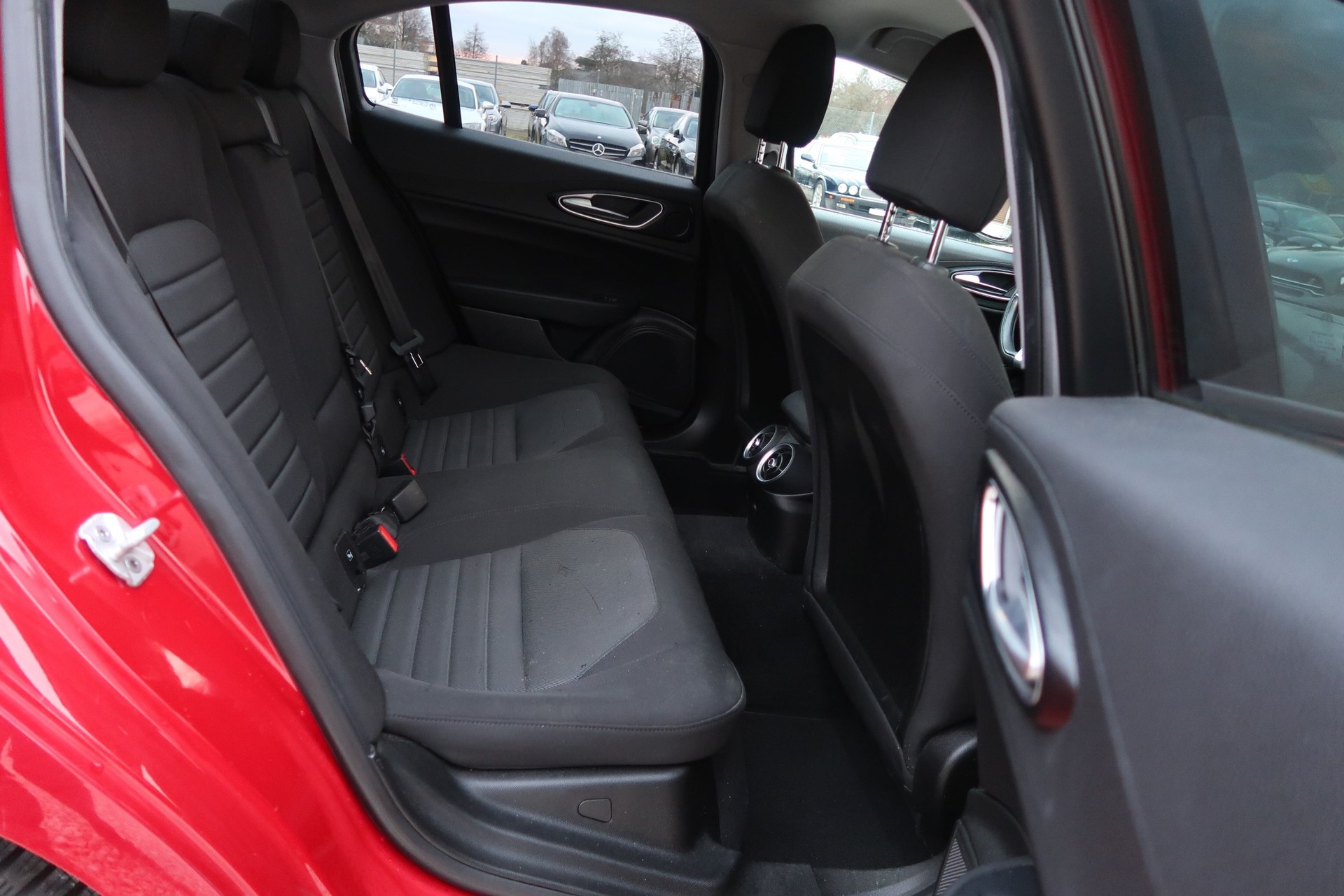 ALFA ROMEO Giulia 2.2 JTDM-image-6