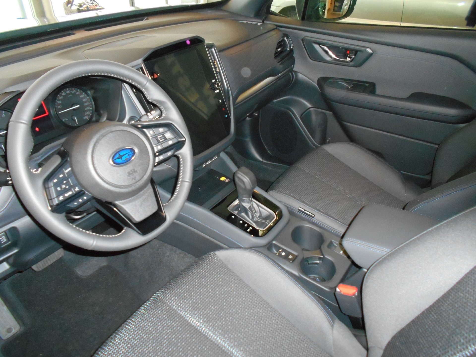 SUBARU 2.o e-Boxer Swiss Plus-image-7