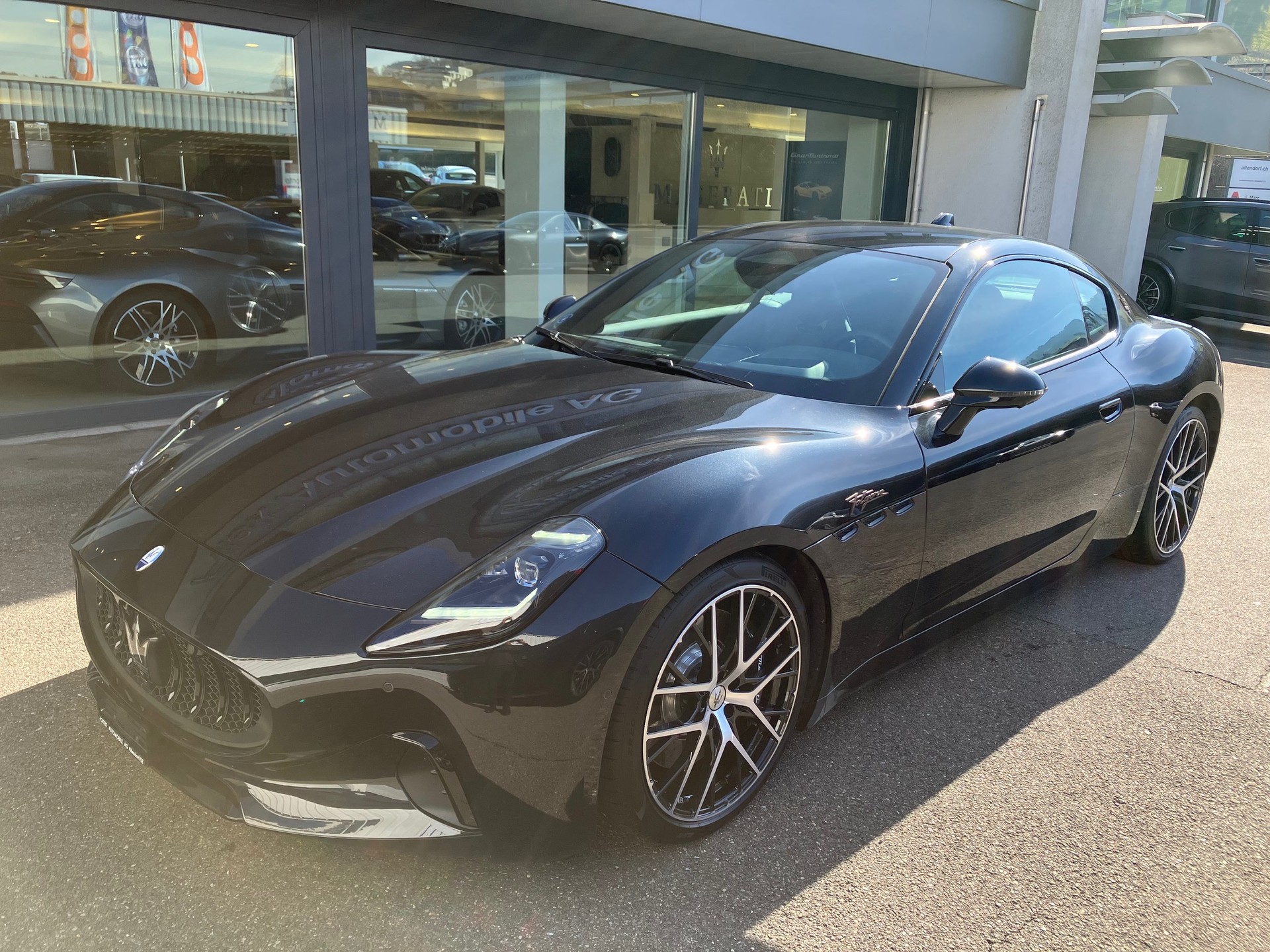 MASERATI GranTurismo Folgore 92kWh-image-10