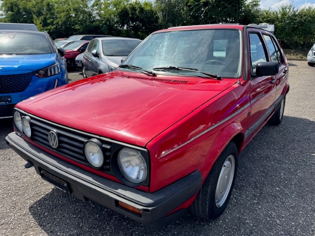 VW Golf 1600 CL Swiss Champ.-image-1