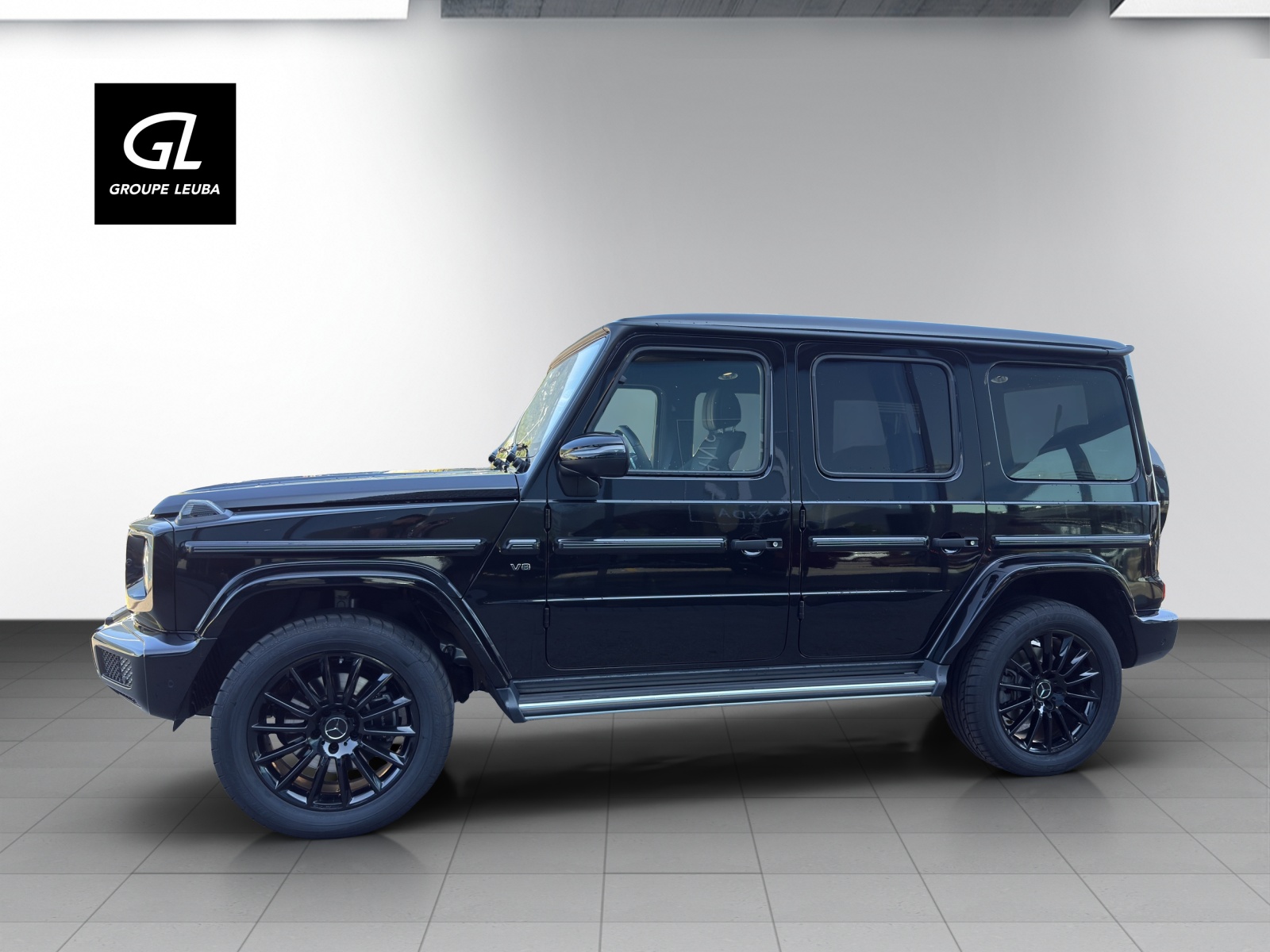 MERCEDES-BENZ G 500 AMG Line-image-4
