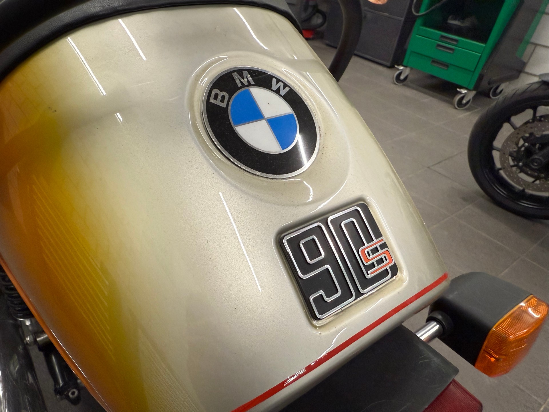 BMW R90S-image-7