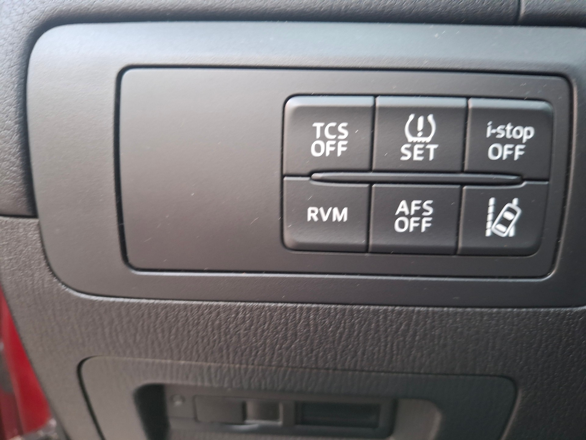 MAZDA CX-5 2.2 D HP Revolution AWD Automatic-image-7