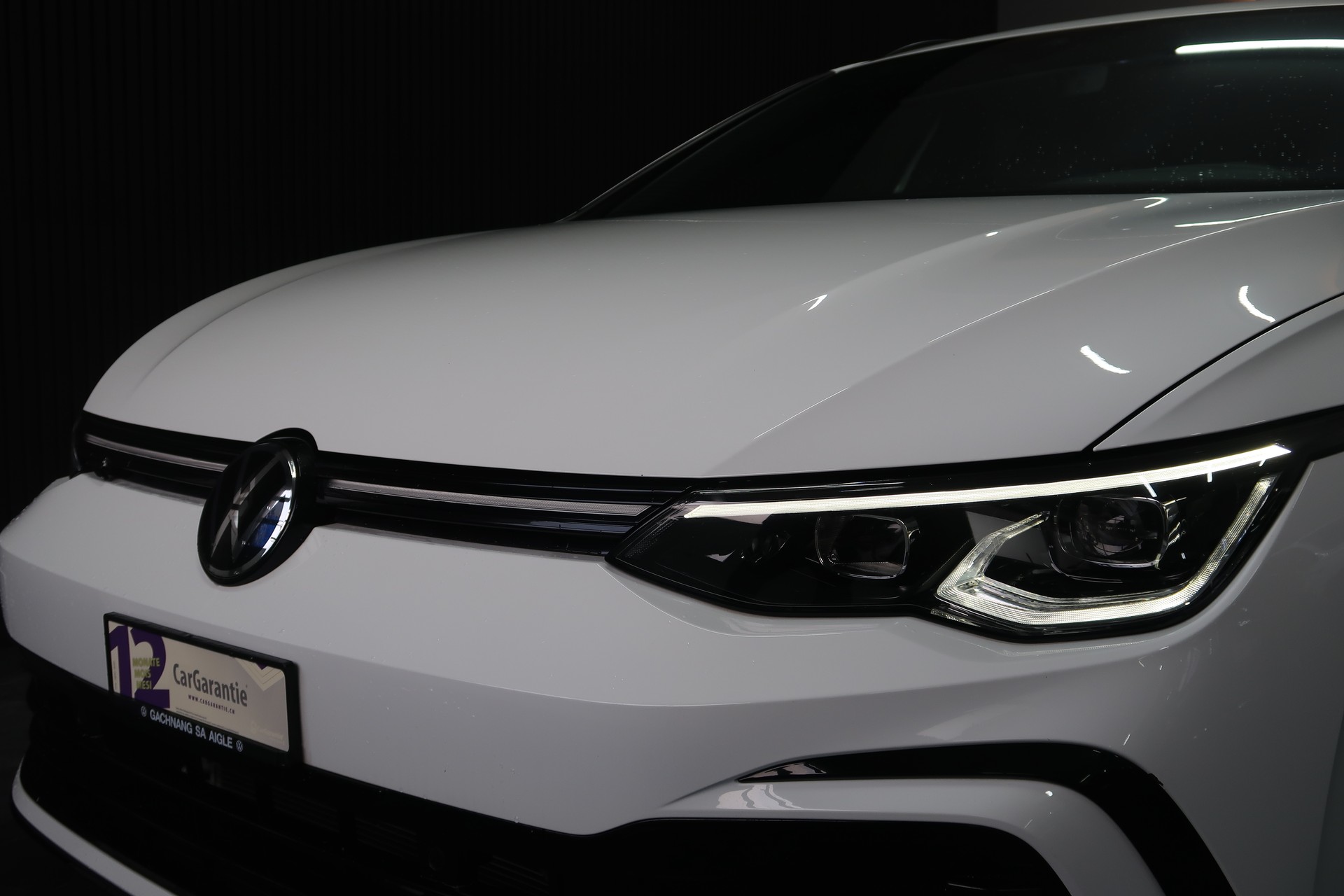 VW Golf Variant 2.0 TSI R-Line DSG 4Motion / CH / MFK / GARANTIE-image-14