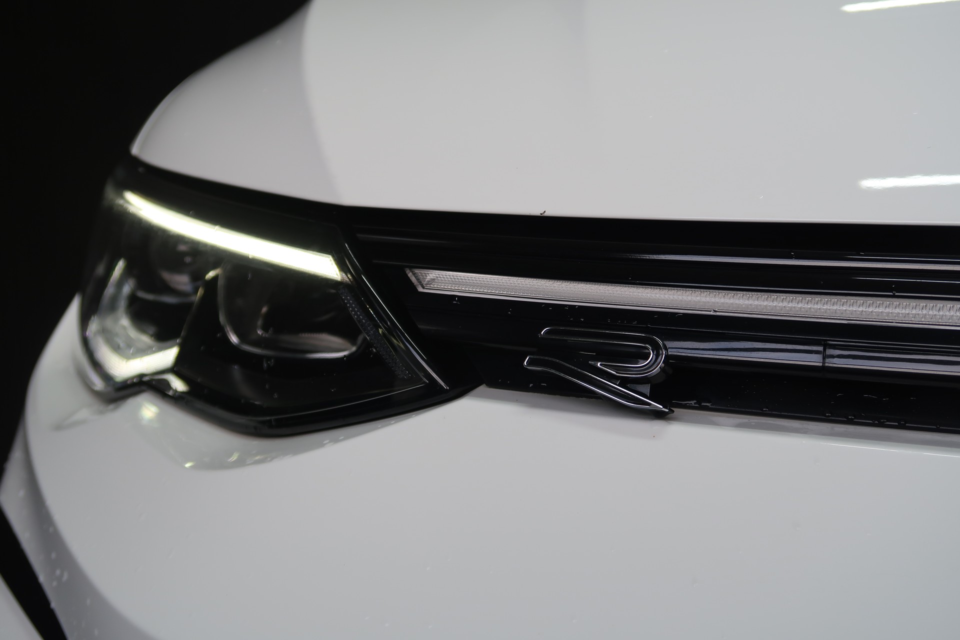 VW Golf Variant 2.0 TSI R-Line DSG 4Motion / CH / MFK / GARANTIE-image-12