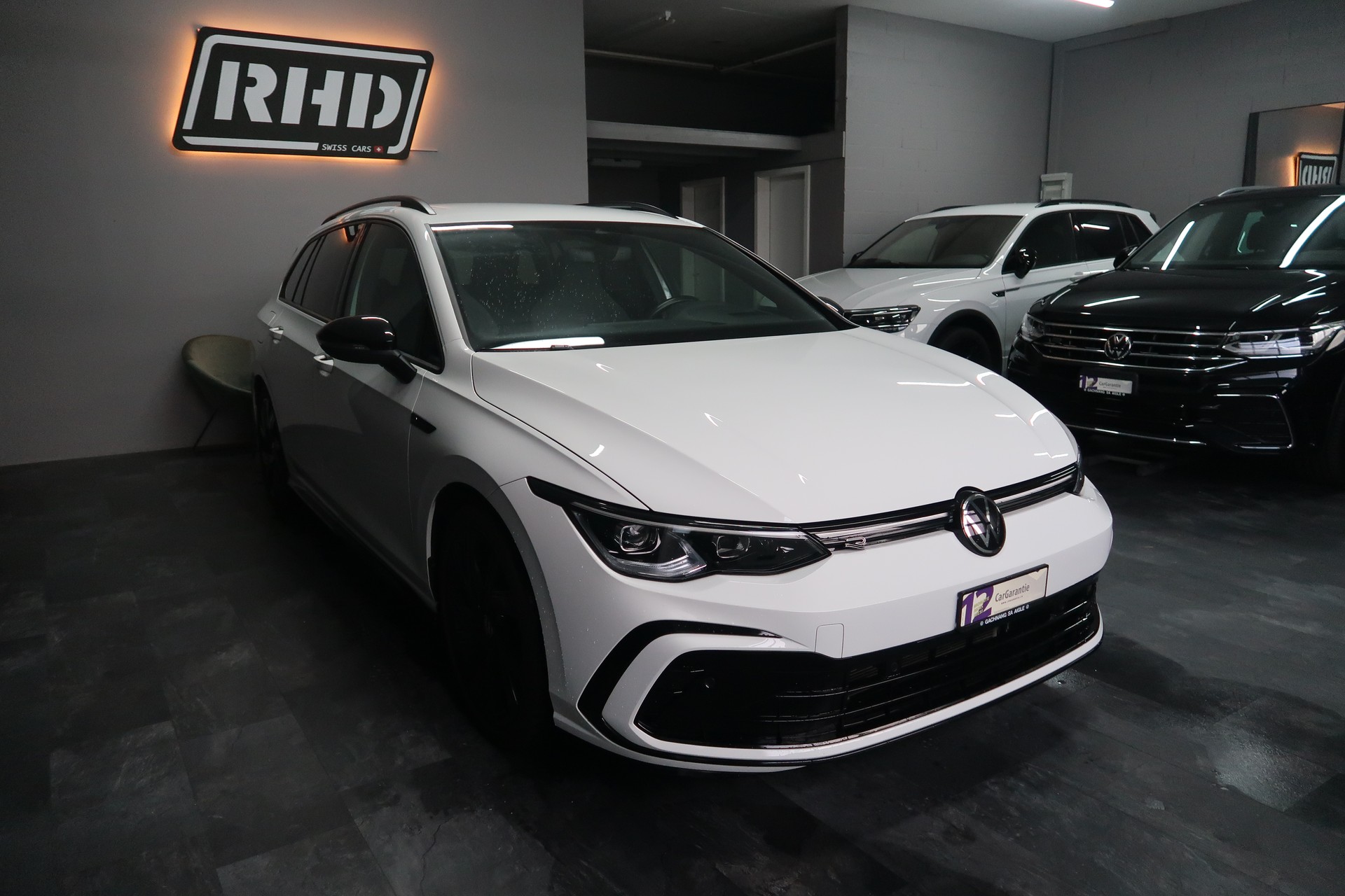 VW Golf Variant 2.0 TSI R-Line DSG 4Motion / CH / MFK / GARANTIE-image-4