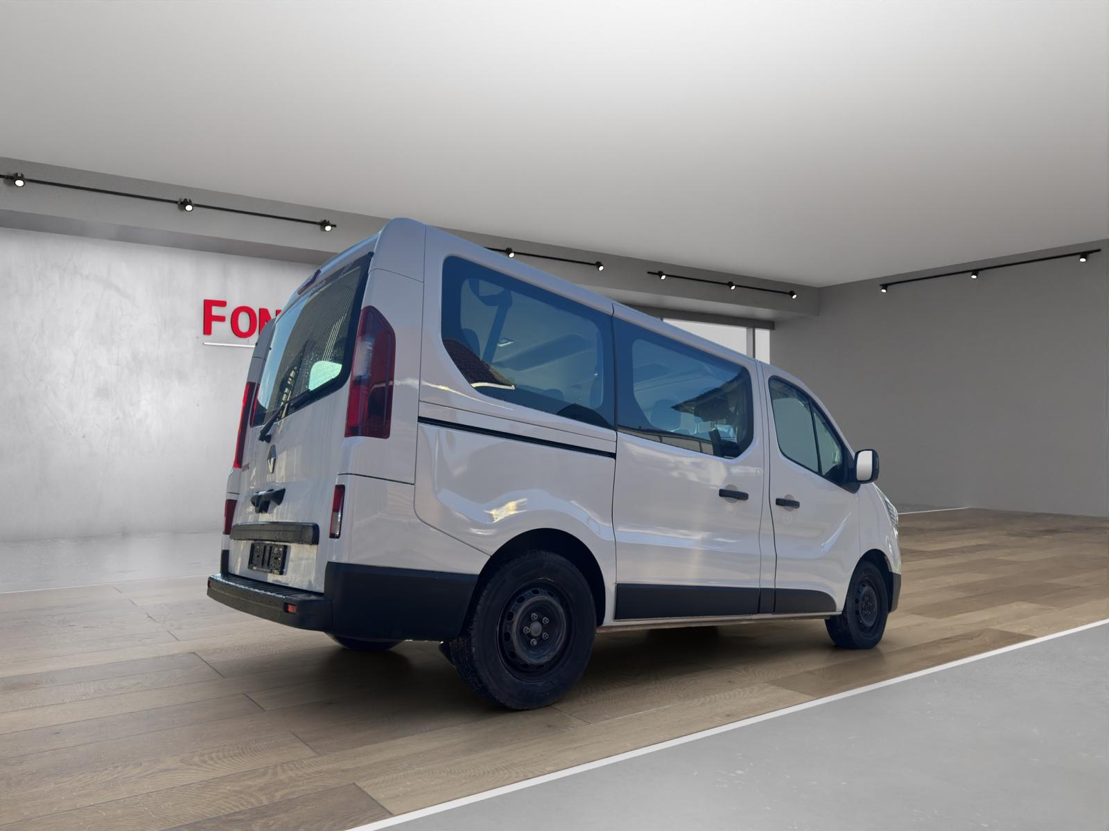 RENAULT Trafic Blue dCi 110 Passenger Equilibre-image-4