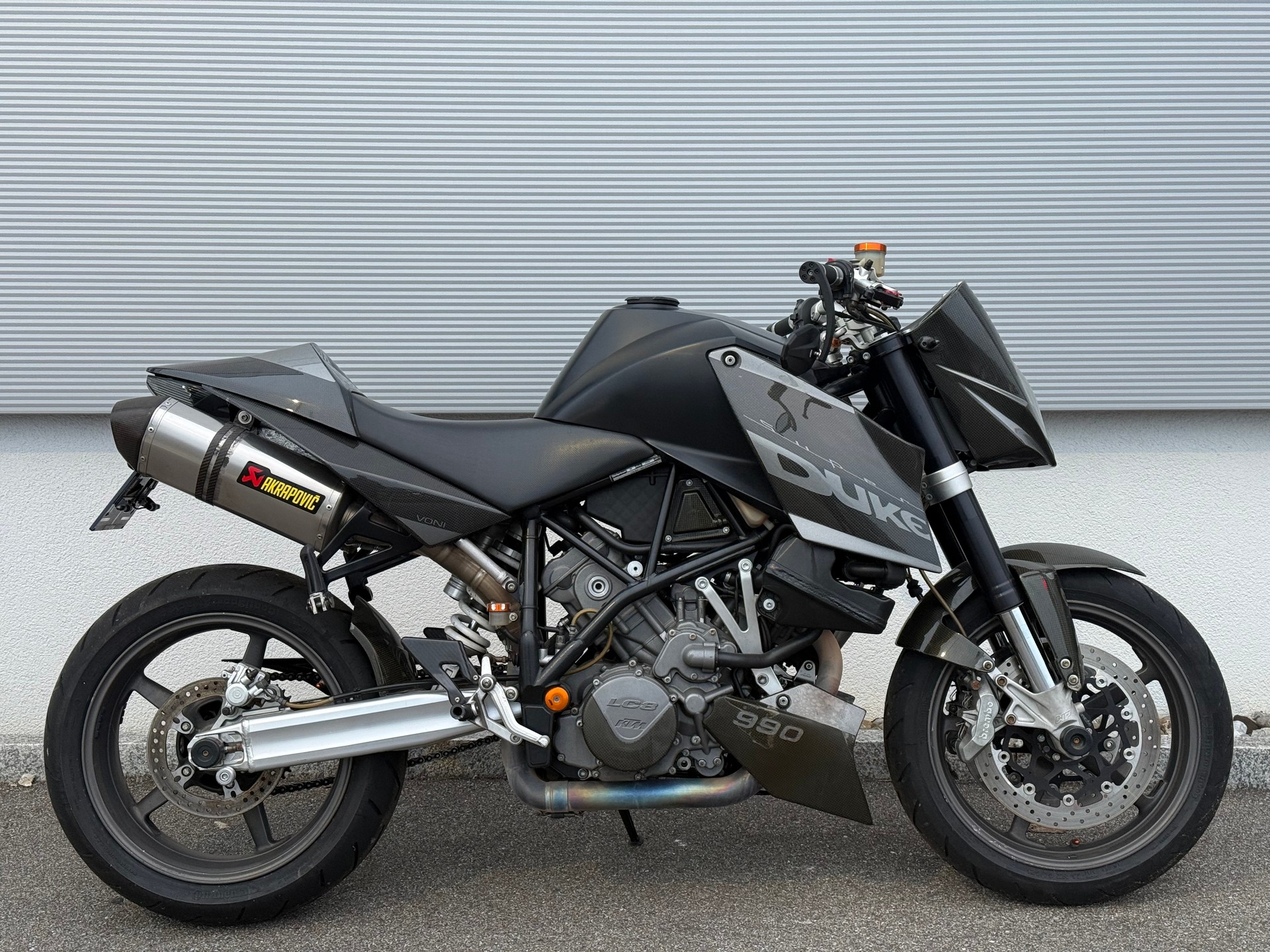 KTM 990 Super Duke-image-0