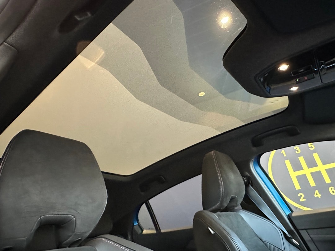 RENAULT Rafale 1.2 E-Tech Plug-in Hybrid 300 4x4 Atelier Alpine-image-17