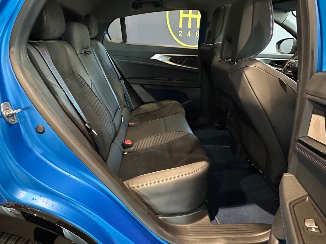 RENAULT Rafale 1.2 E-Tech Plug-in Hybrid 300 4x4 Atelier Alpine-image-22