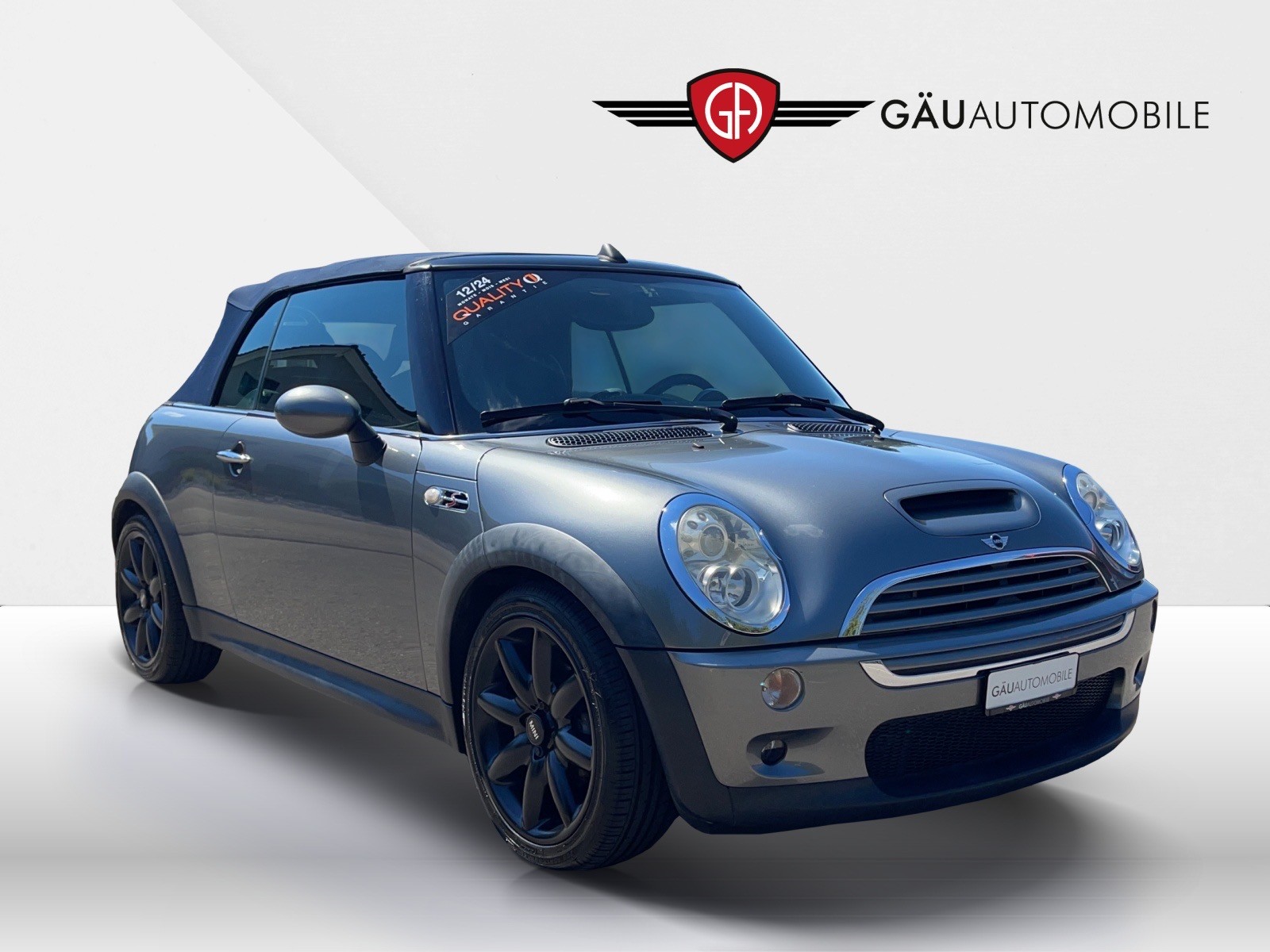 MINI Cooper S Cabriolet-image-2