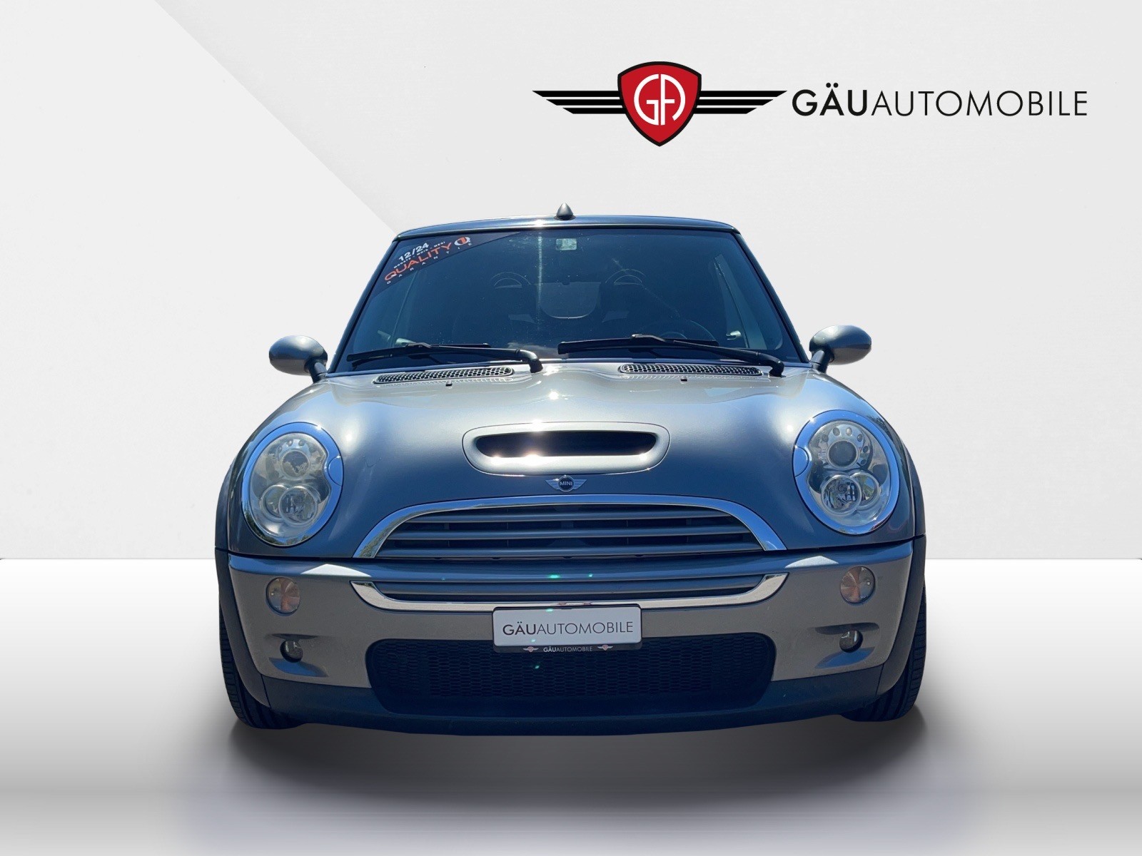 MINI Cooper S Cabriolet-image-1