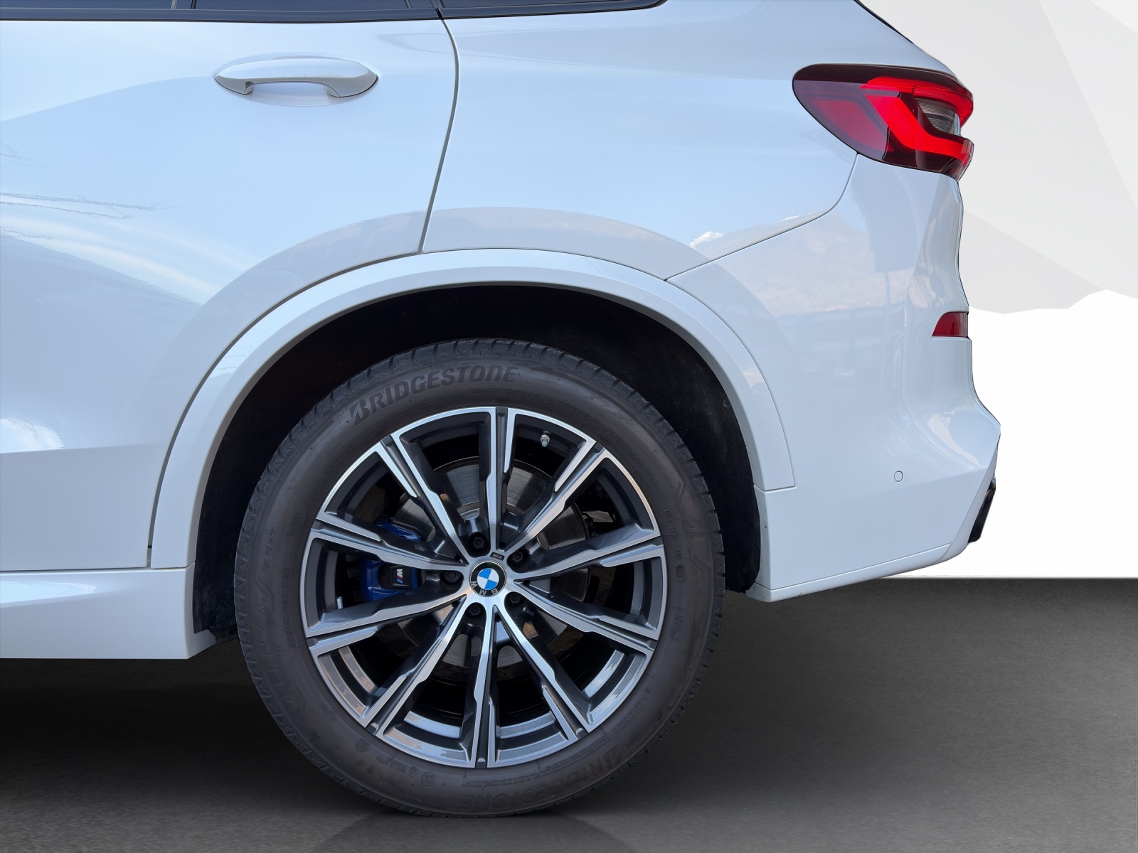 BMW X5 30d xDrive-image-24
