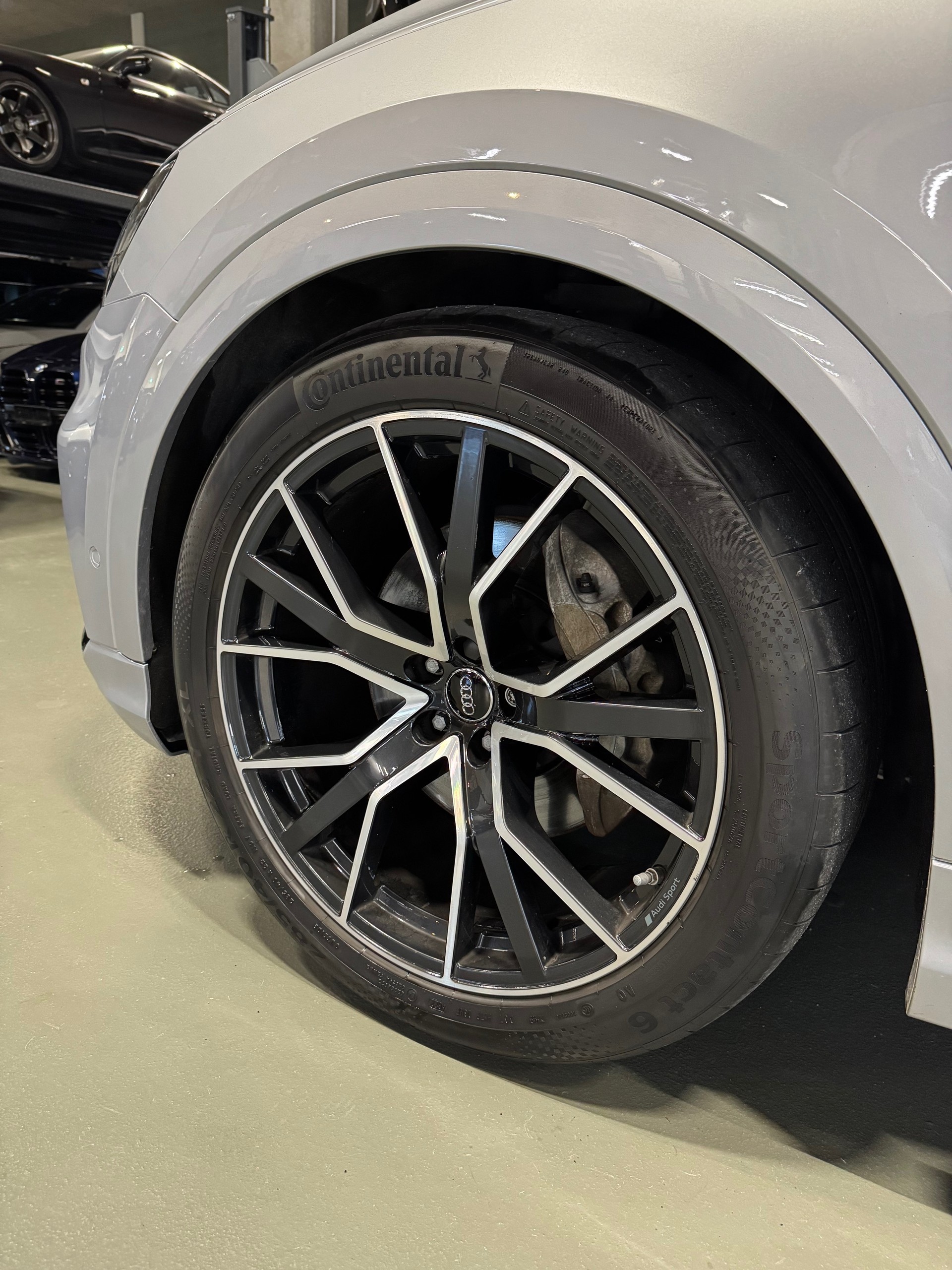 AUDI Q8 50 TDI quattro tiptronic S-Line-image-15