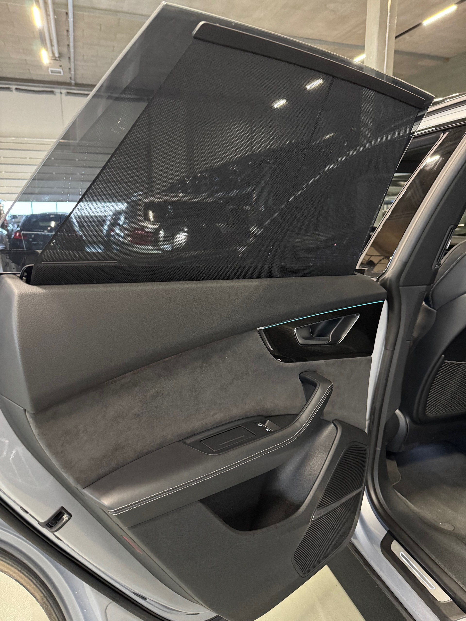 AUDI Q8 50 TDI quattro tiptronic S-Line-image-13