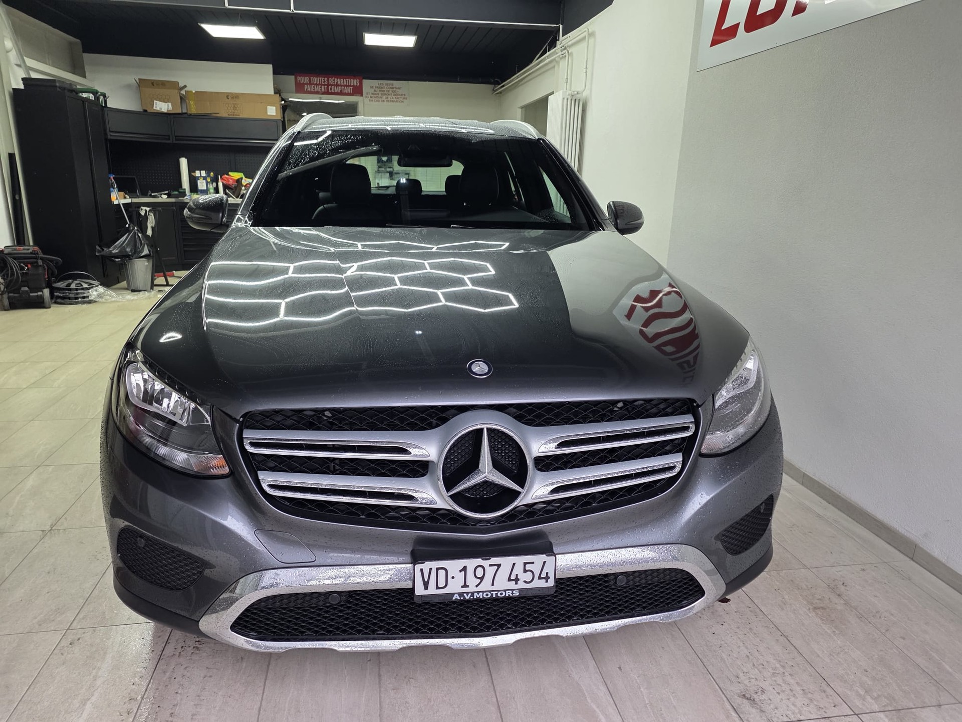 MERCEDES-BENZ GLC 250 Off-Road 4Matic 9G-Tronic-image-5