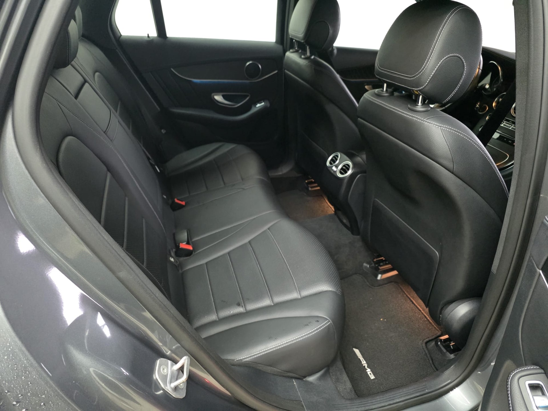MERCEDES-BENZ GLC 250 Off-Road 4Matic 9G-Tronic-image-16