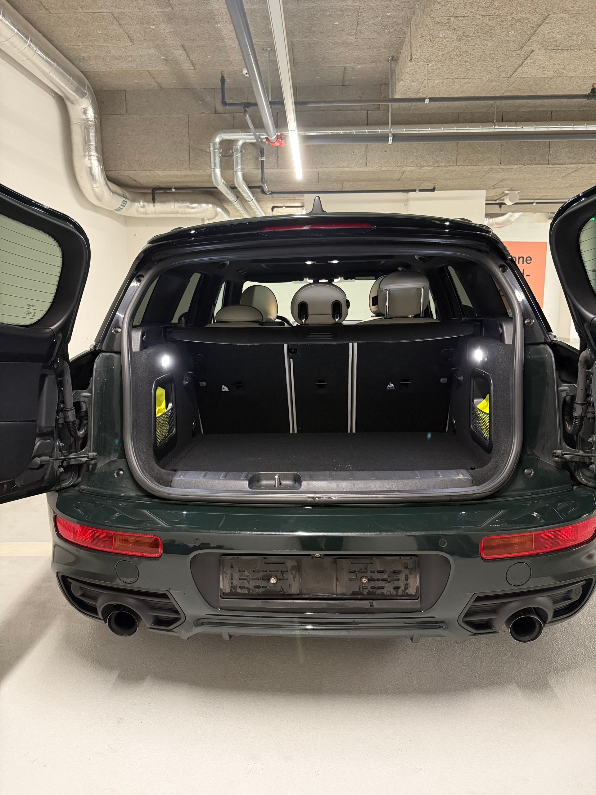 MINI Clubman Cooper John Cooper Works ALL4 Steptronic-image-8