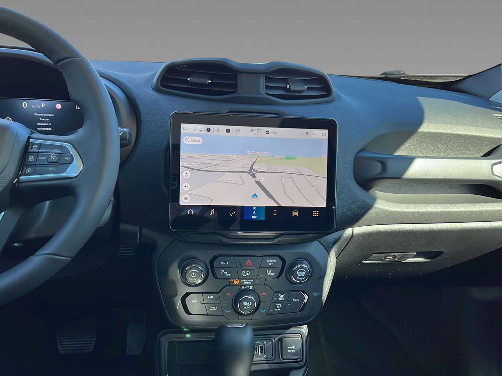 JEEP Renegade Summit 1.5 MHEV Sky Plus-image-11