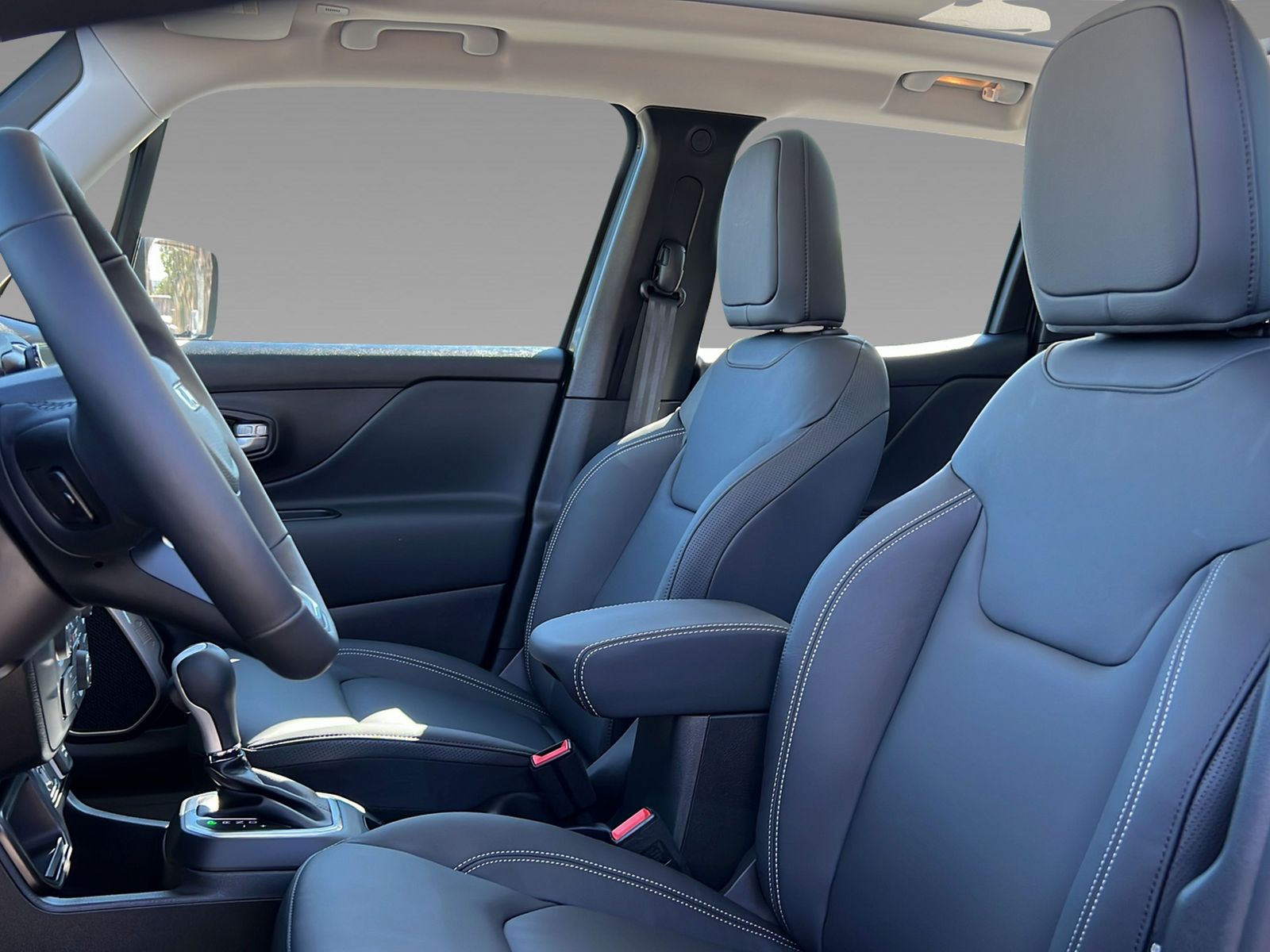 JEEP Renegade Summit 1.5 MHEV Sky Plus-image-7