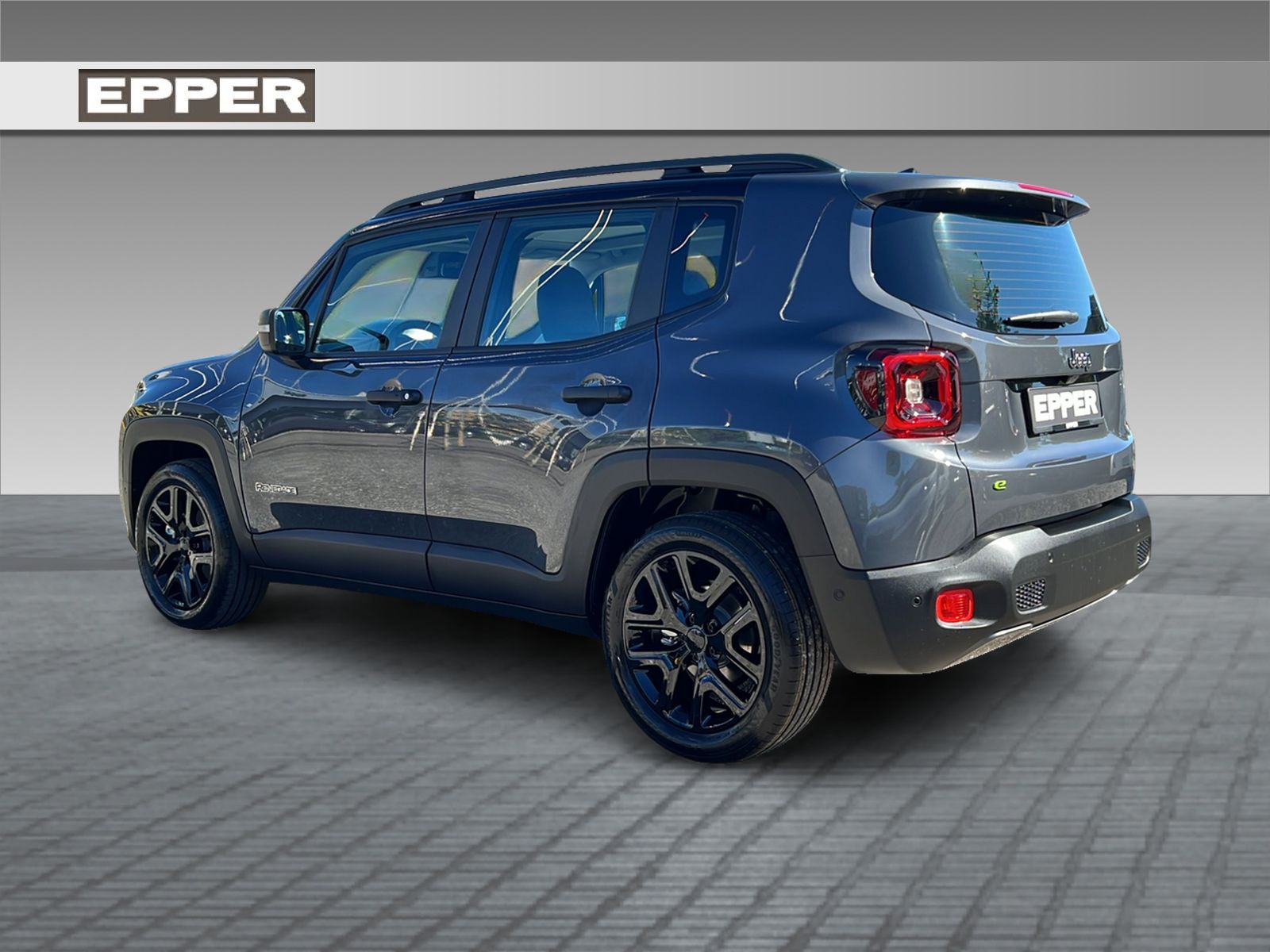 JEEP Renegade Summit 1.5 MHEV Sky Plus-image-4