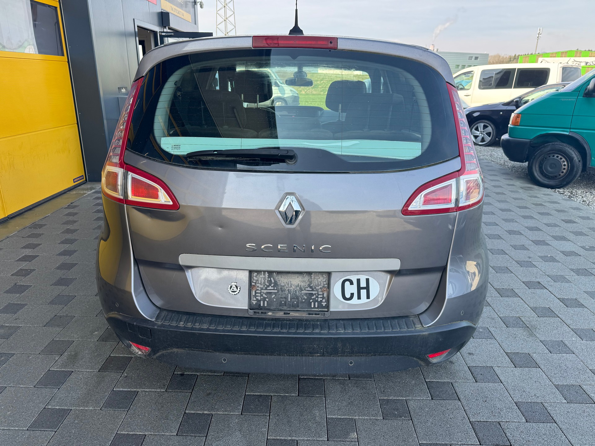 RENAULT Scénic 2.0 16V Dynamique X-Tronic CVT-image-5