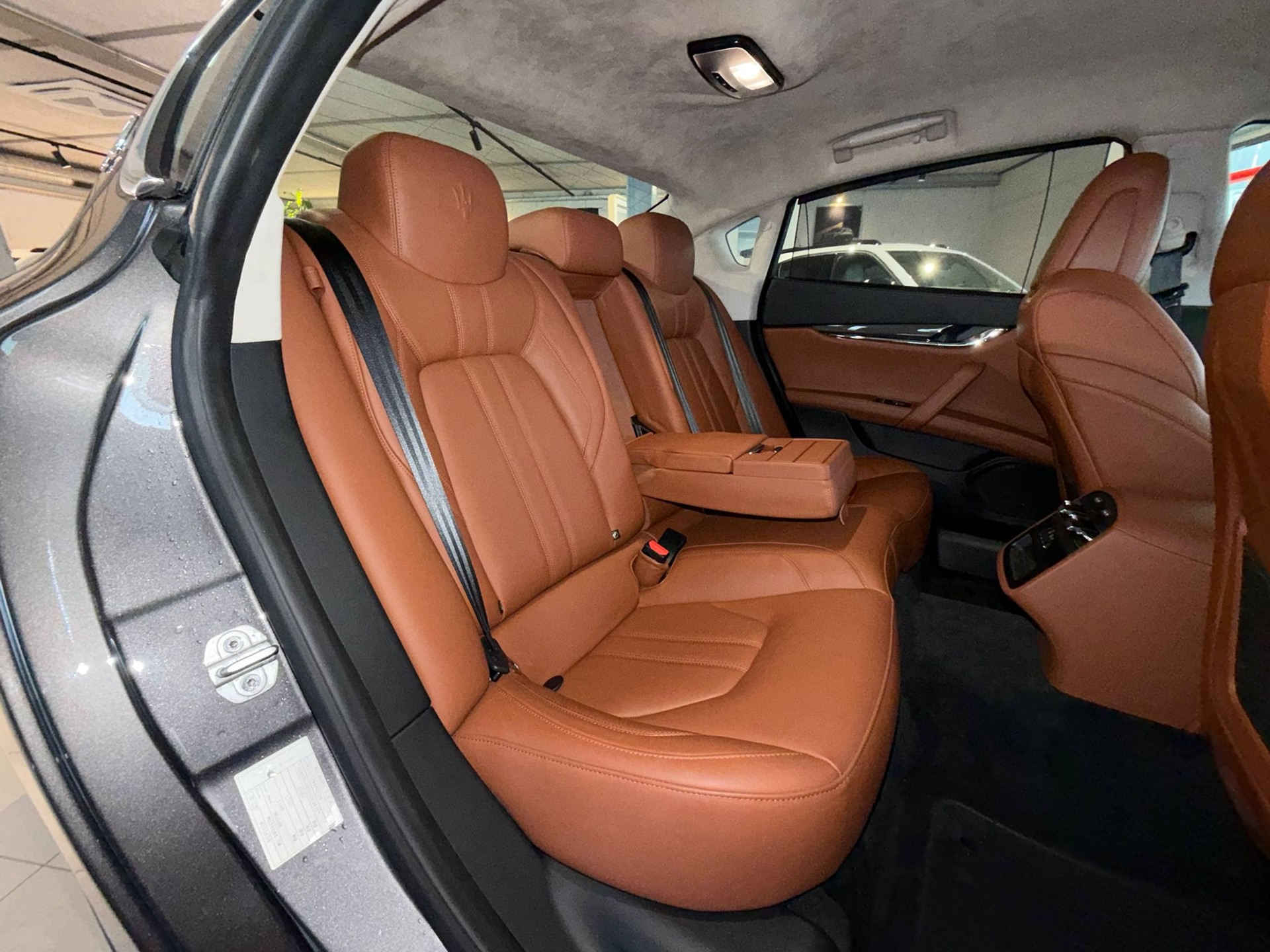 MASERATI Quattroporte 3.0 V6 S Q4 GranSport Automatica ** Visite sur RDV **-image-10