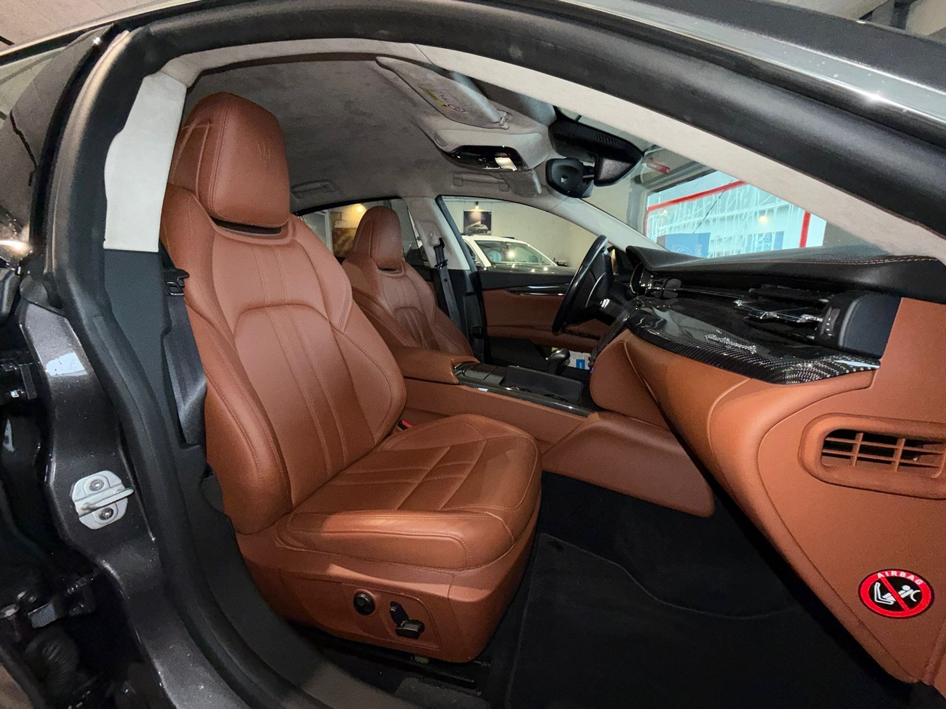 MASERATI Quattroporte 3.0 V6 S Q4 GranSport Automatica ** Visite sur RDV **-image-12