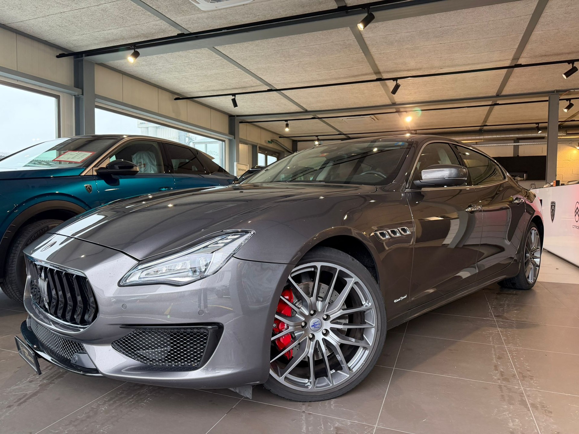 MASERATI Quattroporte 3.0 V6 S Q4 GranSport Automatica ** Visite sur RDV **