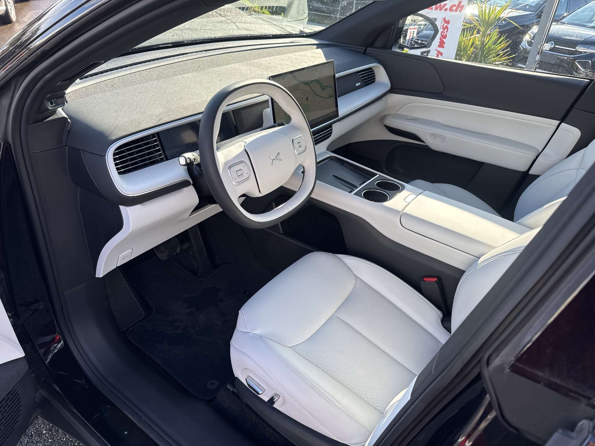 XPENG G6 87,5kWh Performance 476PS AWD Automat-image-5