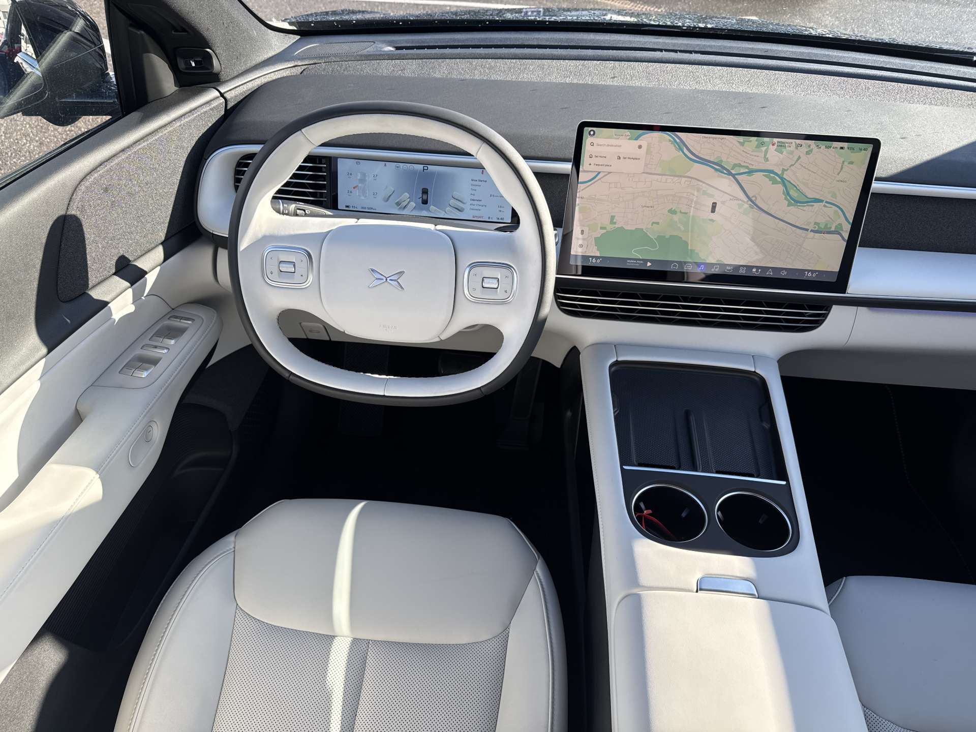 XPENG G6 87,5kWh Performance 476PS AWD Automat-image-4