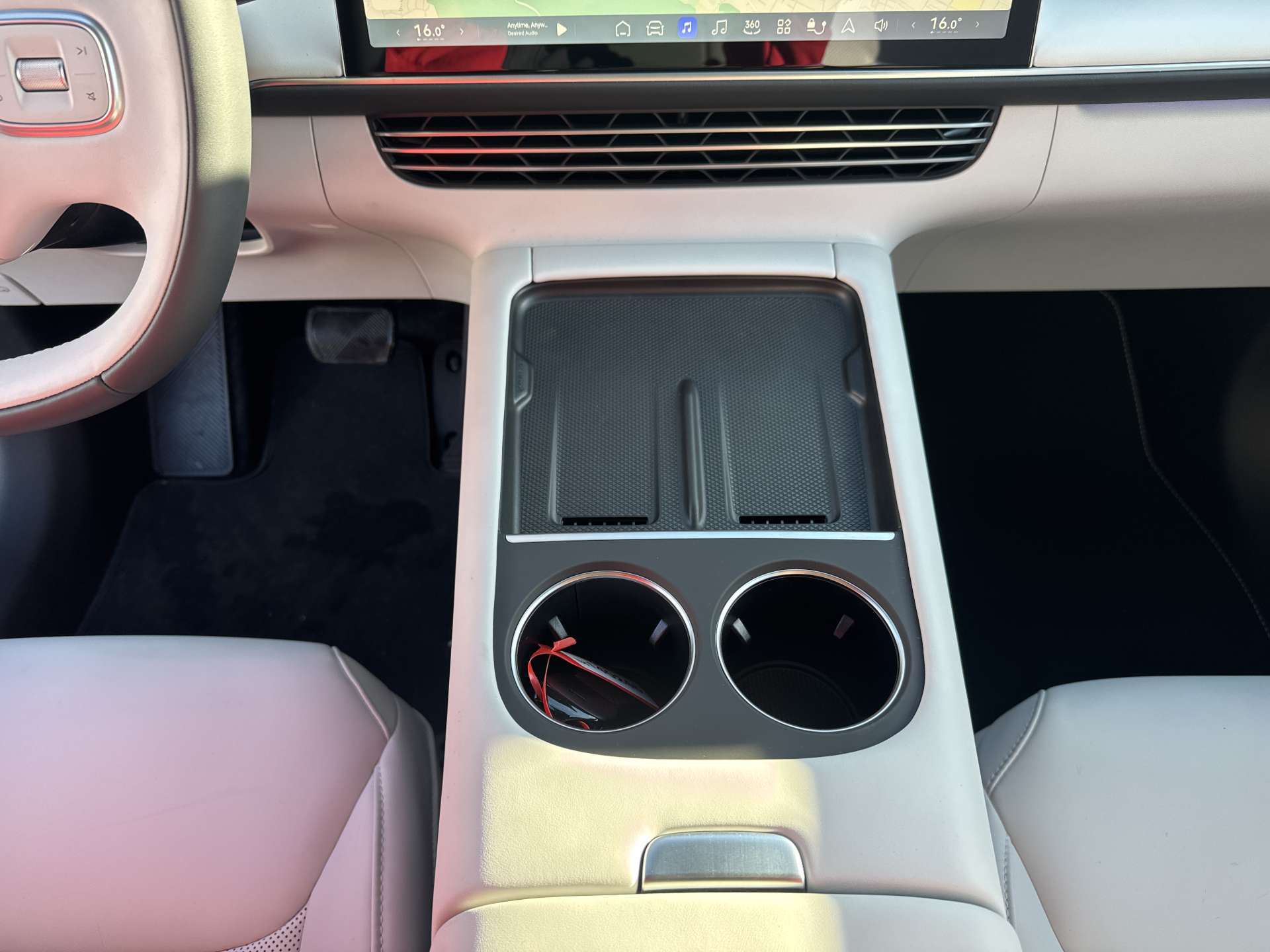 XPENG G6 87,5kWh Performance 476PS AWD Automat-image-11