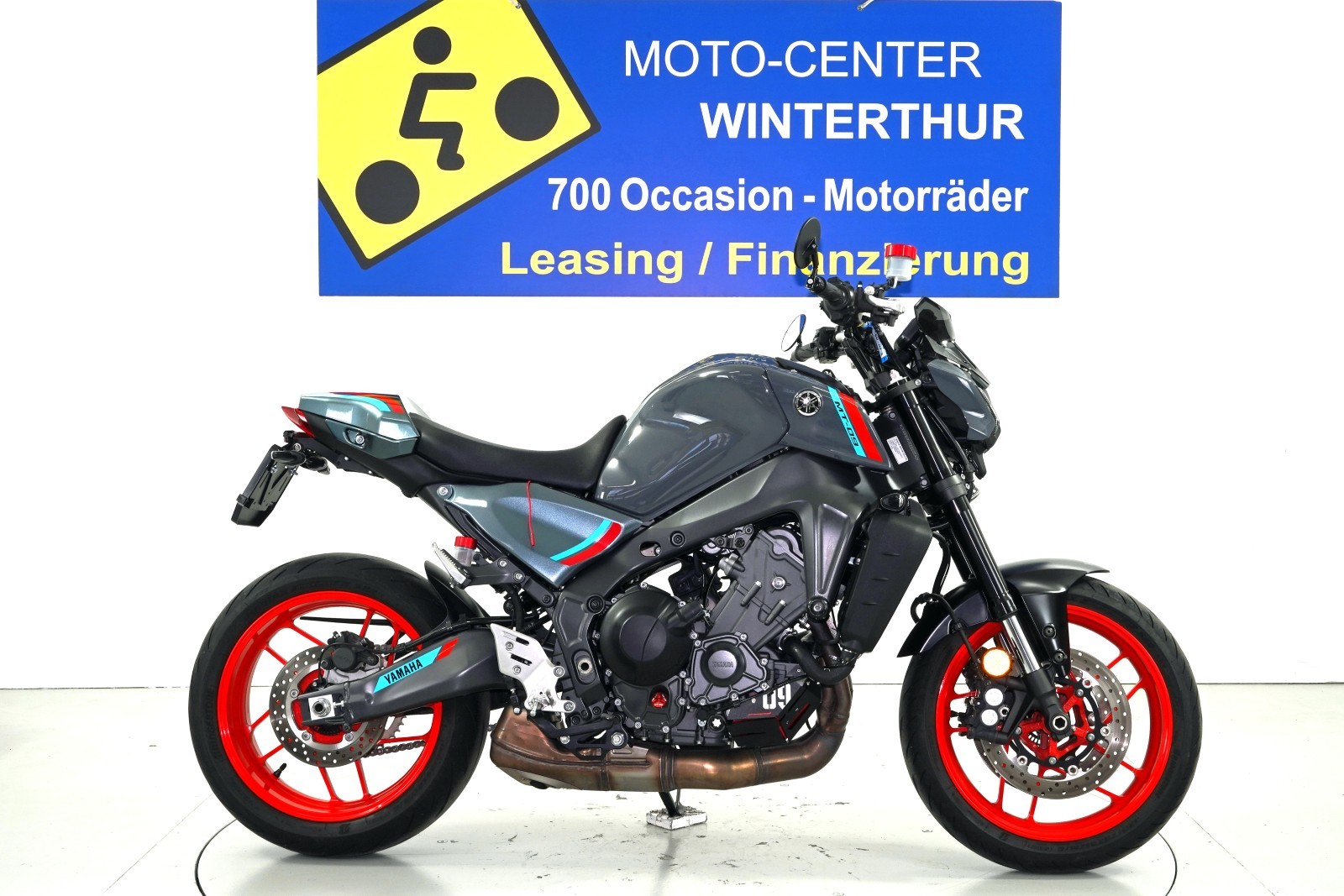 YAMAHA MT-09-image-0