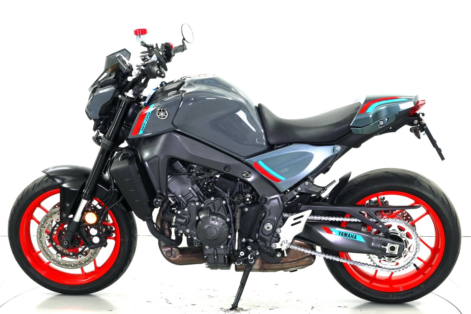 YAMAHA MT-09-image-4