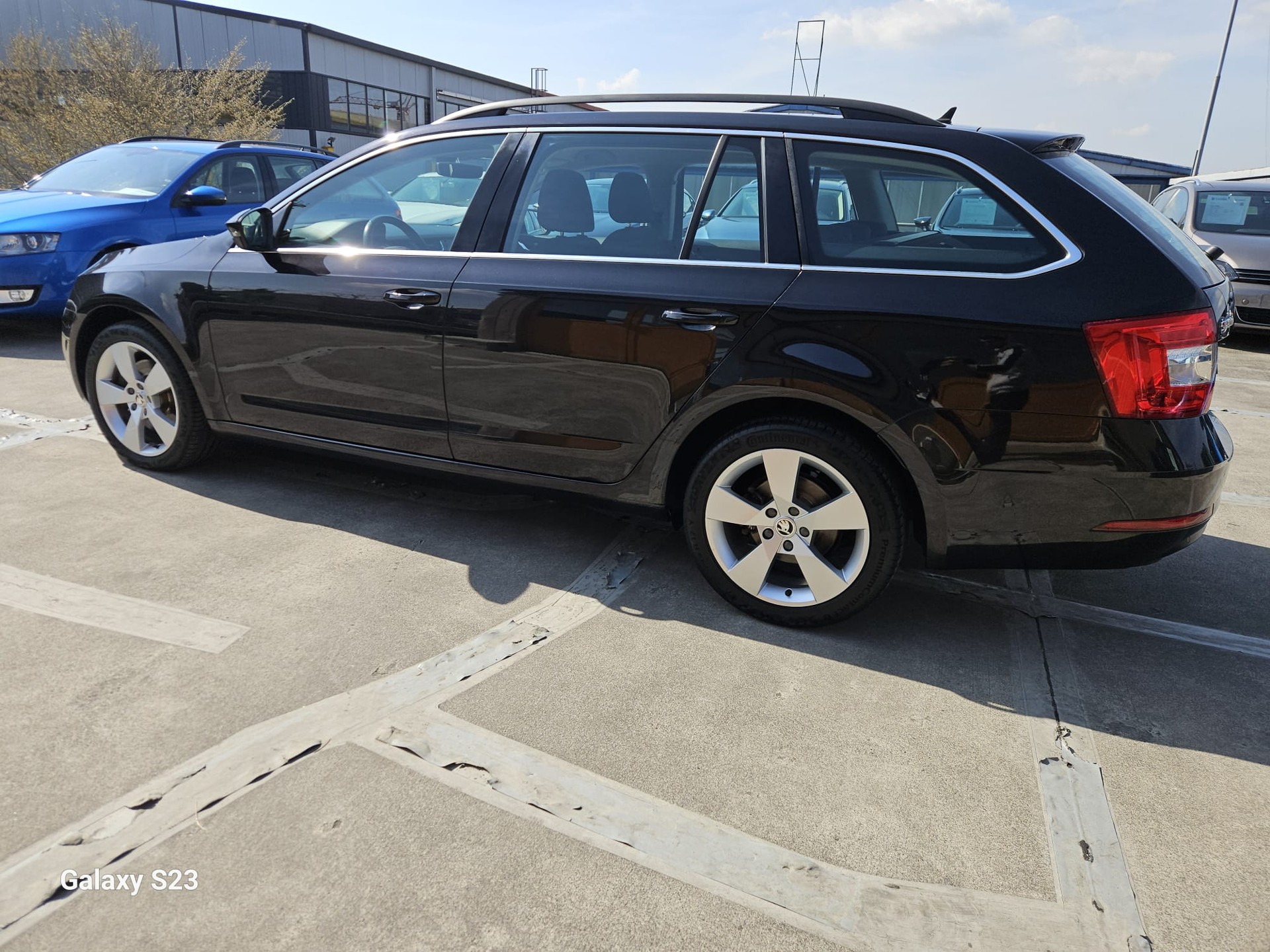 SKODA Octavia Combi 2.0 TDI Style 4x4-showroom-element-1