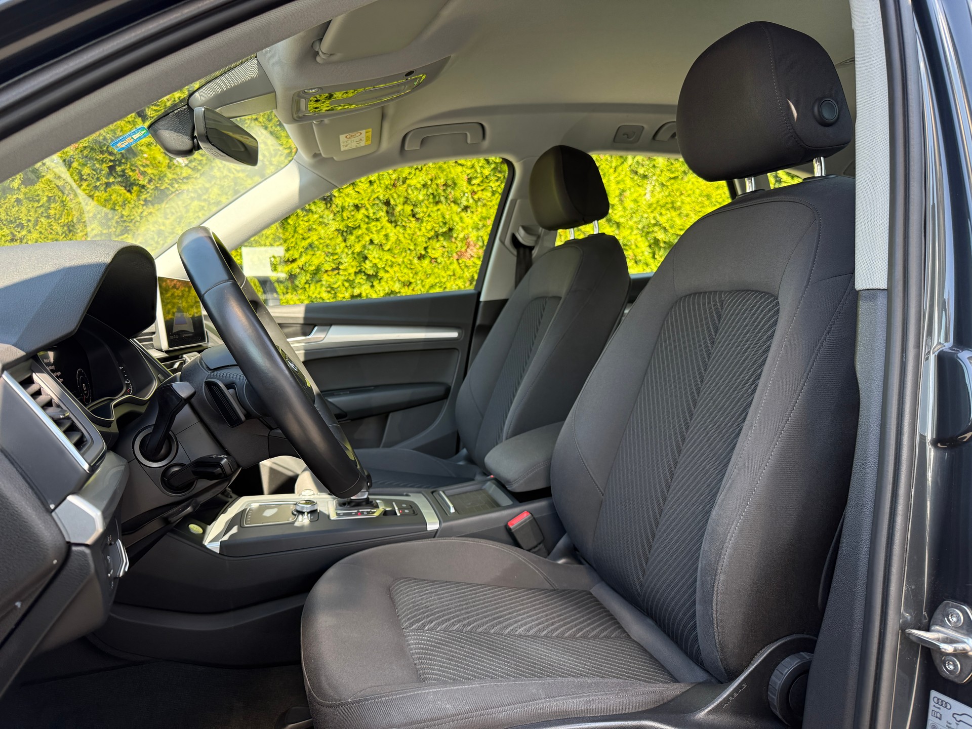 AUDI Q5 2.0 TDI quattro S-tronic-image-15