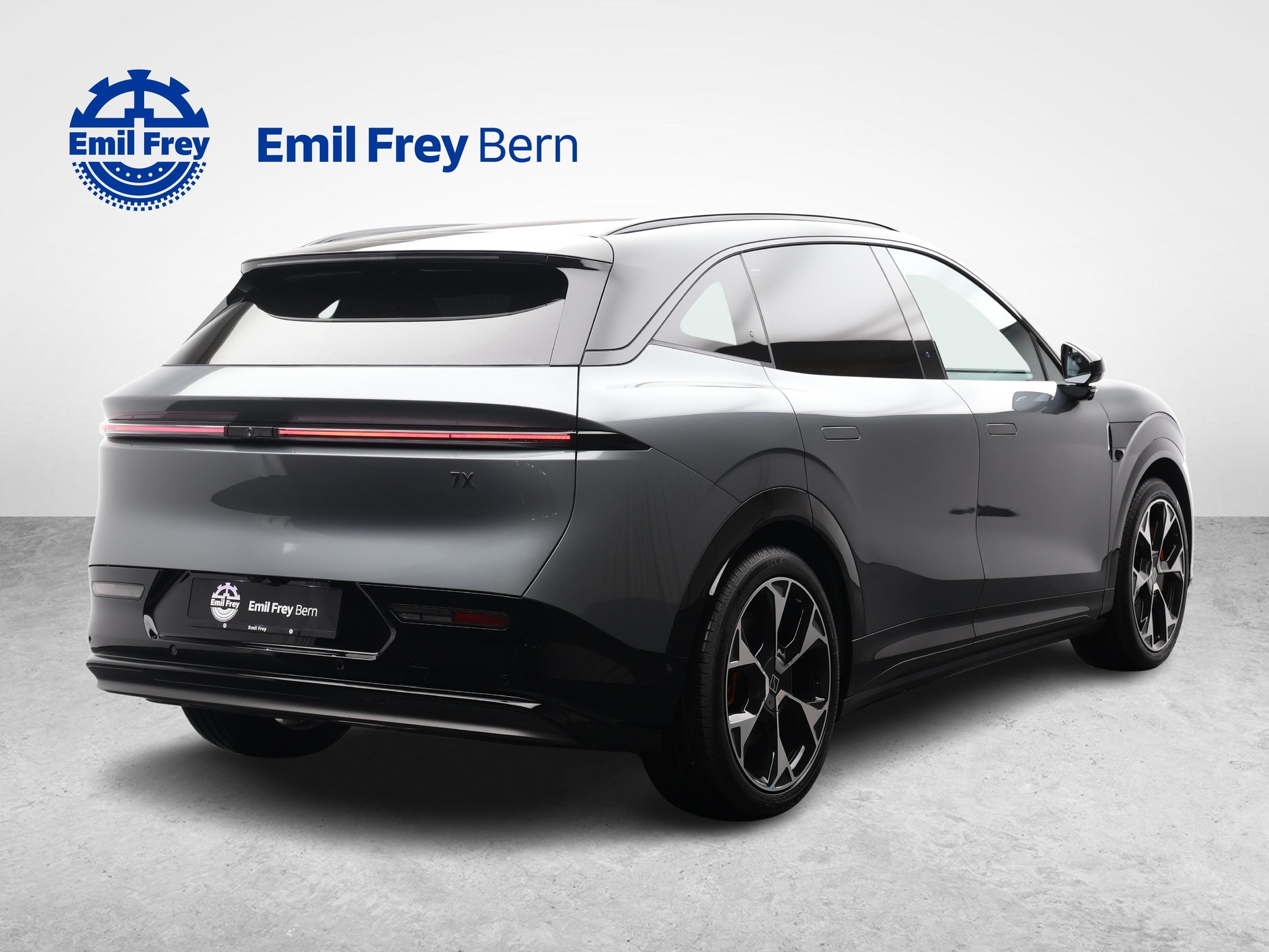 ZEEKR 7X Privilege AWD - ab 1.29% Leasing-showroom-element-2
