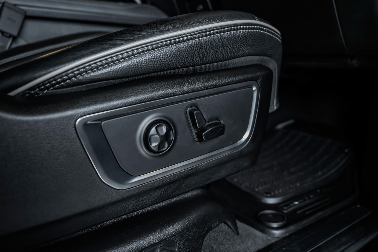 DODGE Ram 1500 5.7l V8 HEMI 4x4 Crew Cab Limited-image-26