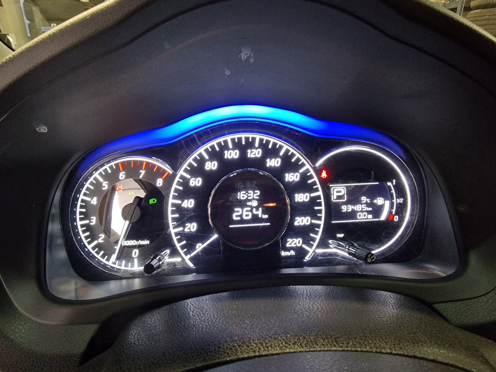 NISSAN Note 1.2 DIG-S acenta+ CVT-image-10