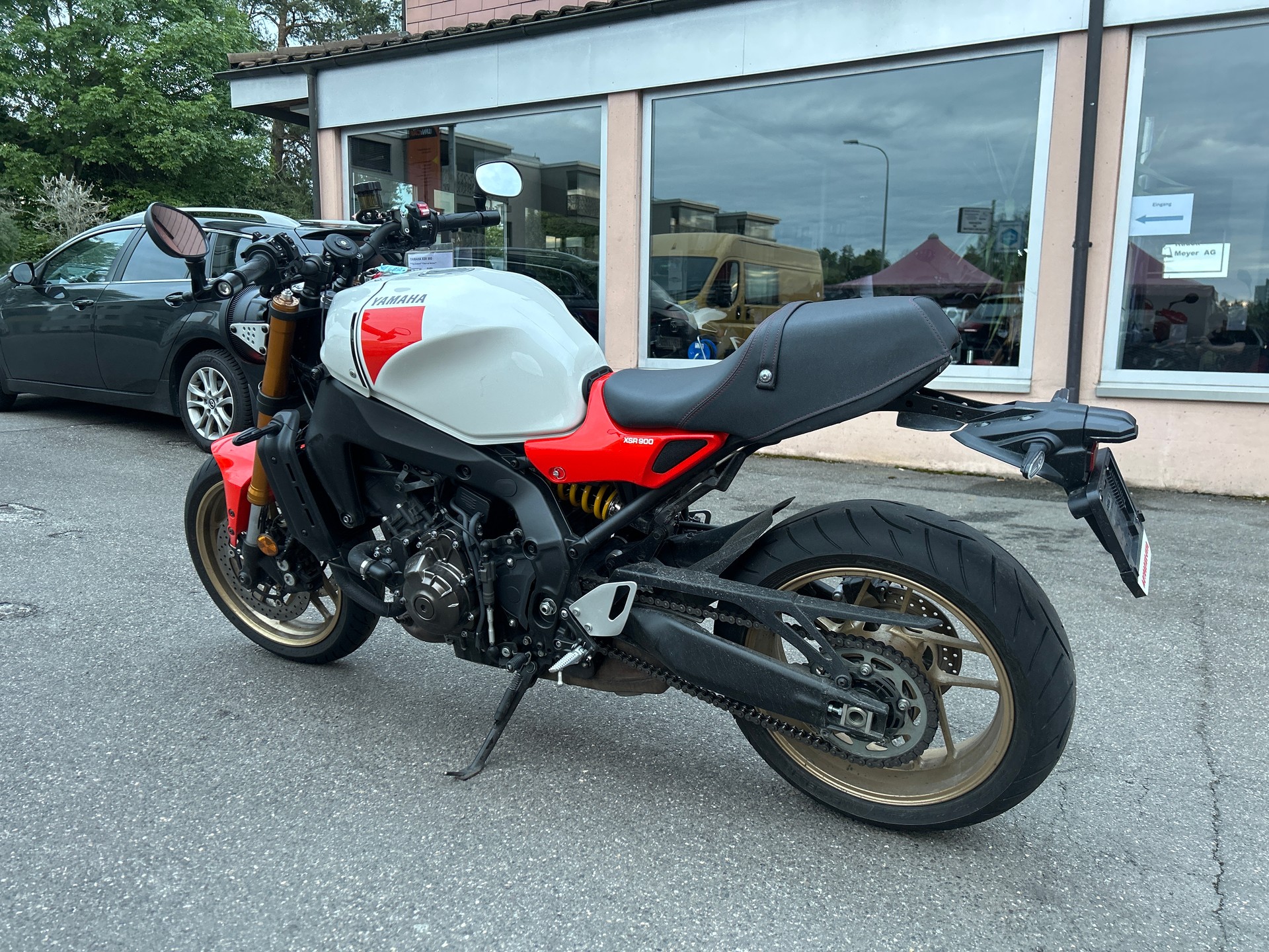 YAMAHA XSR 900-image-3
