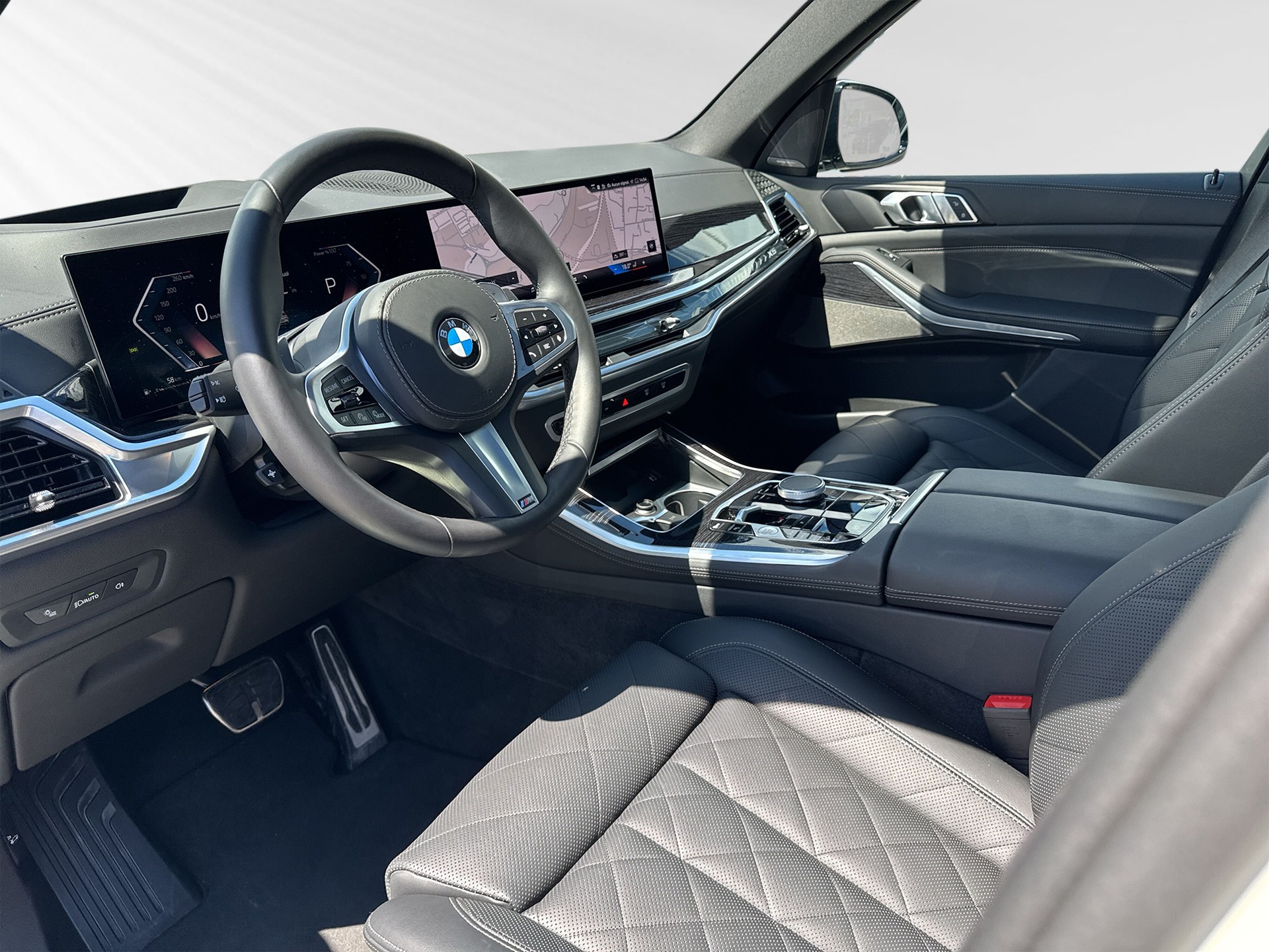 BMW X5 xDrive 48V 30d M Sport Steptronic-showroom-element-3