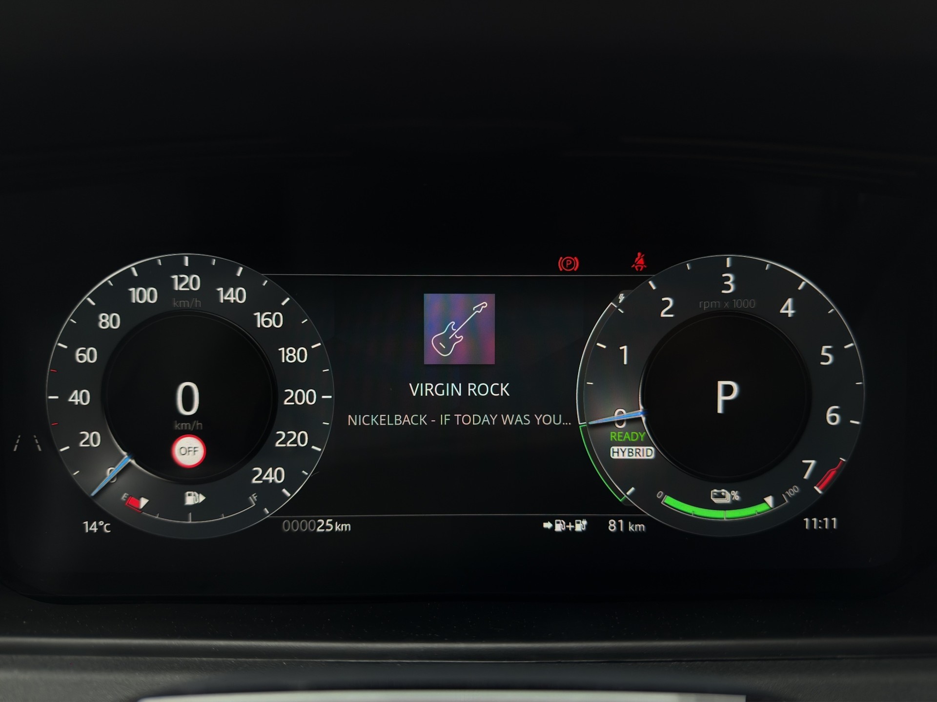 LAND ROVER Range Rover Velar 2.0 P400e Belgravia Edition-image-18