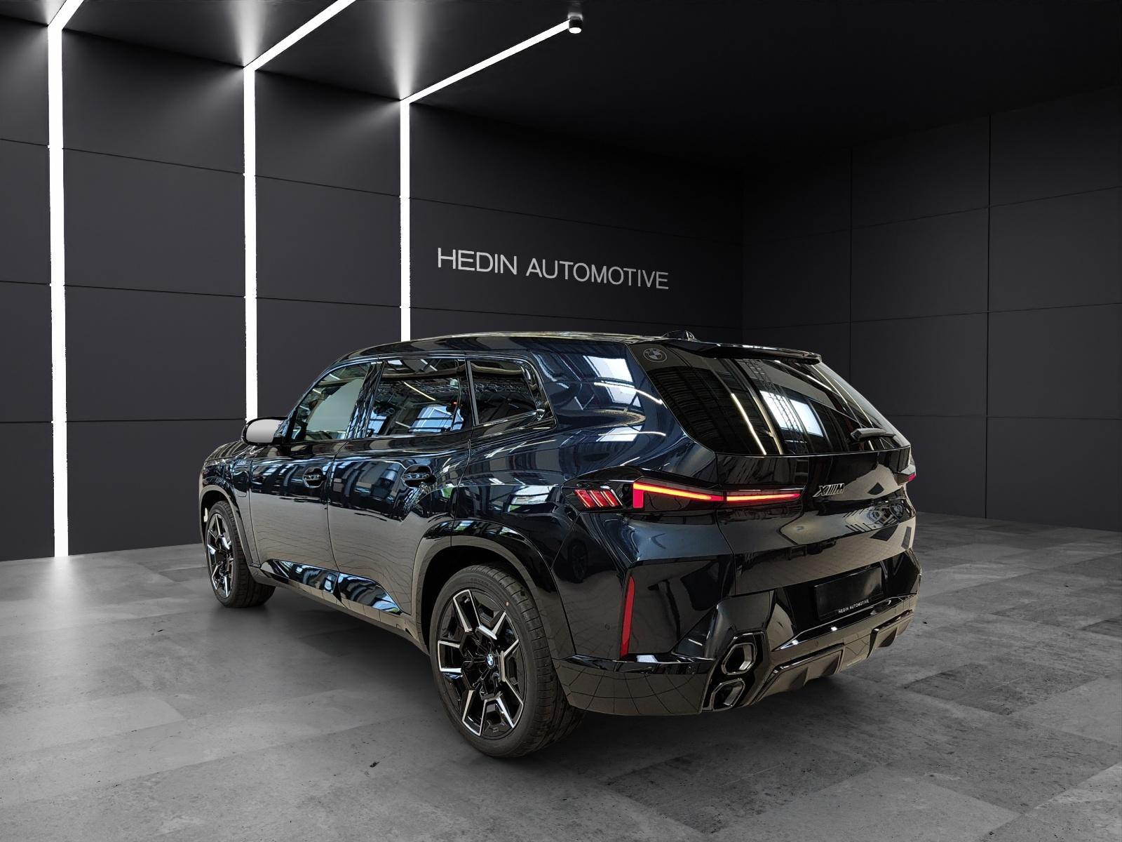 BMW XM 50e Plug-in Hybrid-showroom-element-3