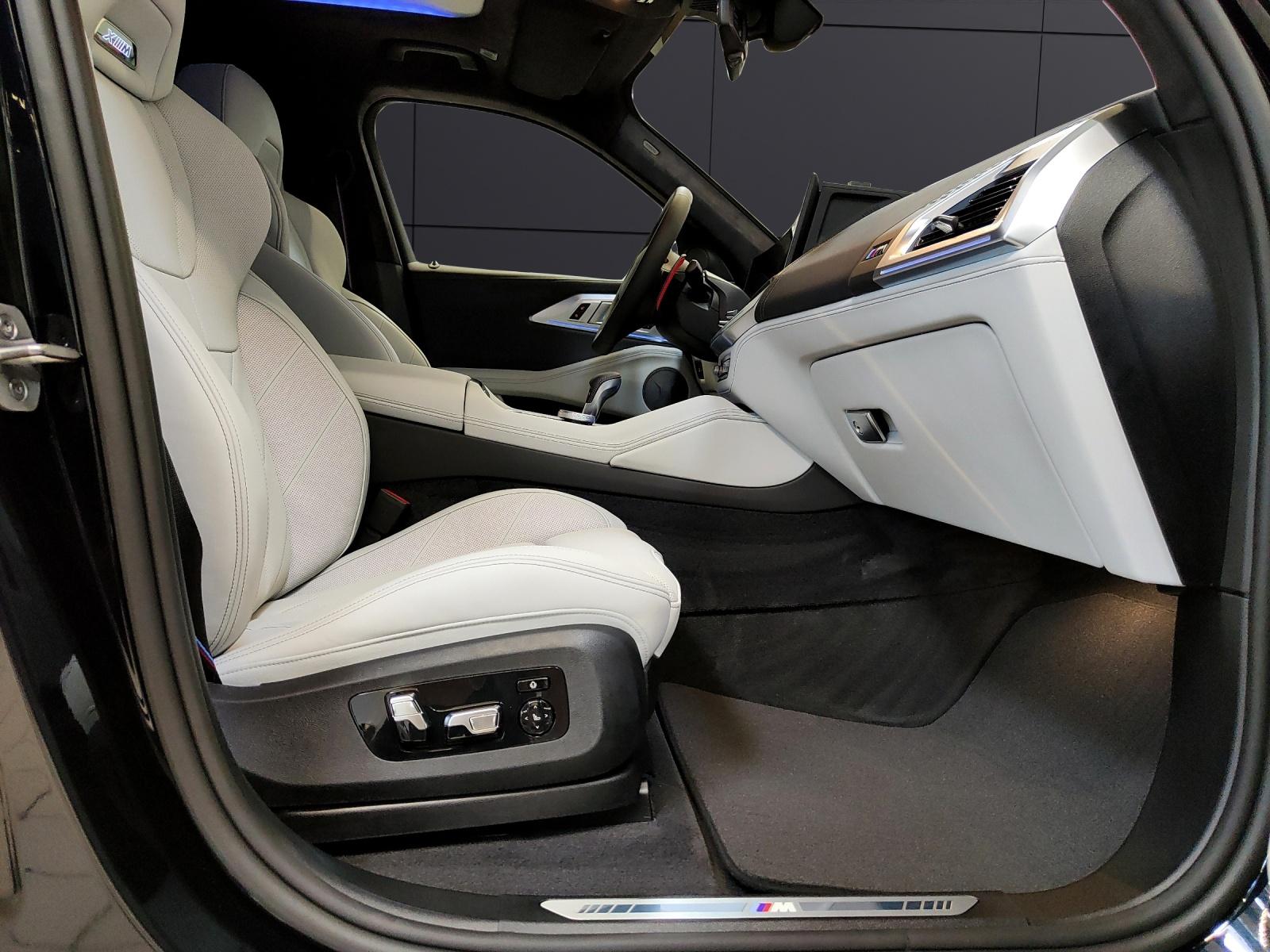 BMW XM 50e Plug-in Hybrid-image-19