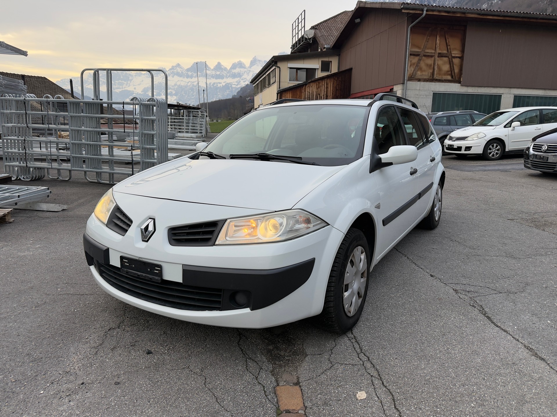 RENAULT Mégane Break 1.6 16V Expression Automatic