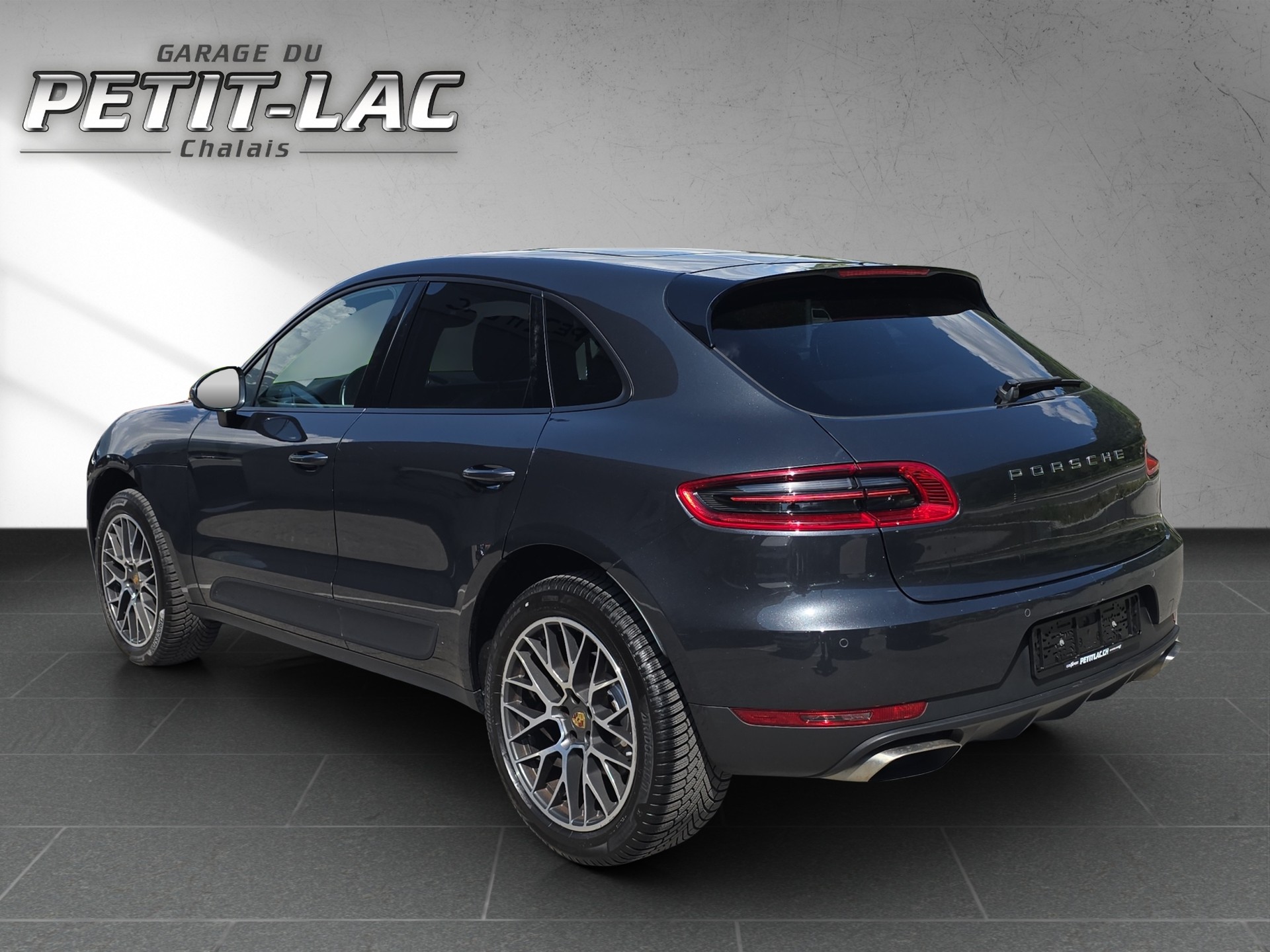 PORSCHE Macan PDK-image-5