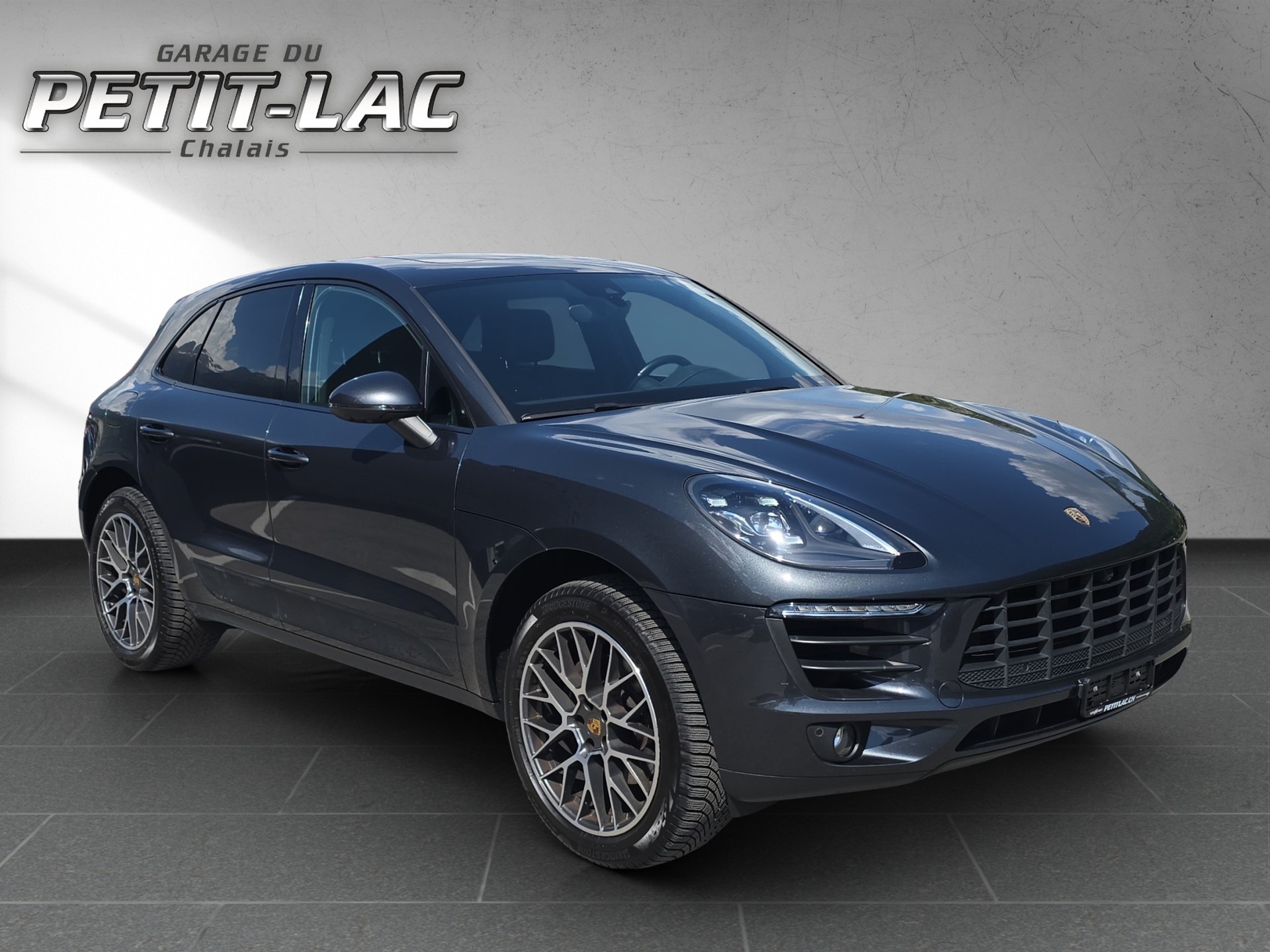 PORSCHE Macan PDK