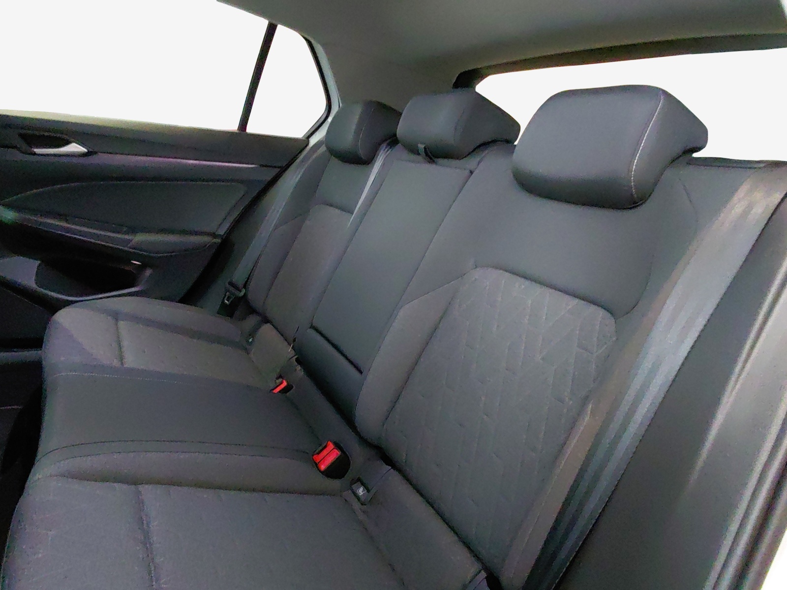 VW Golf 1.5 e TSI mHEV United DSG-image-11