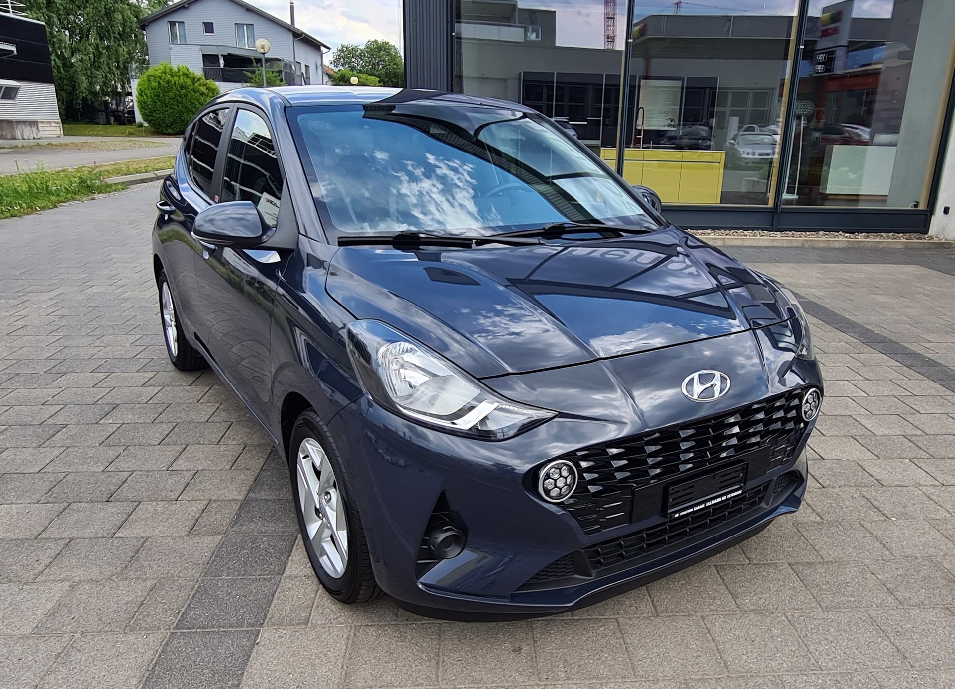 HYUNDAI i10 1.2 Amplia-showroom-element-1